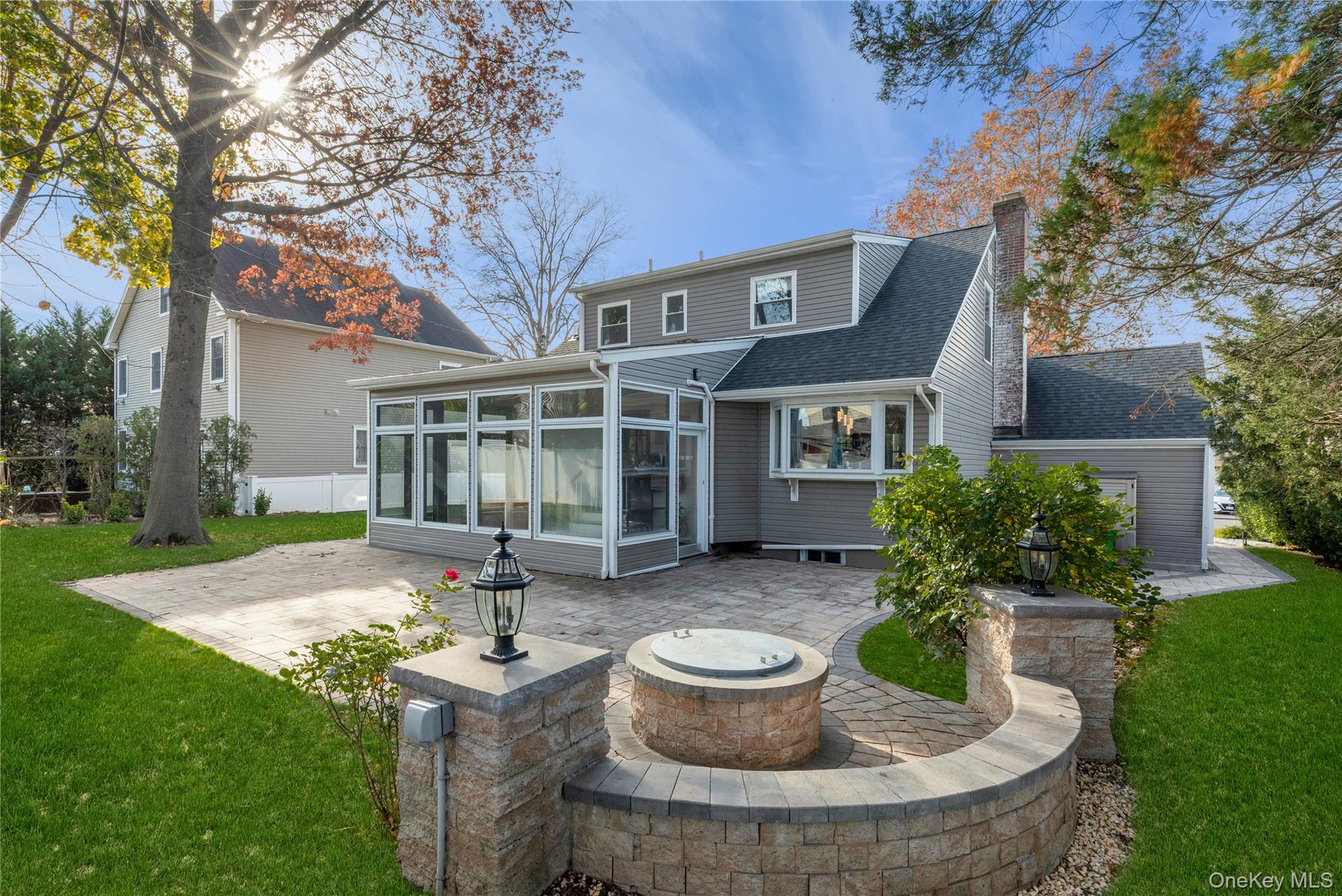 #3 photo, 105 Jefferson Street, Garden City , NY 11530