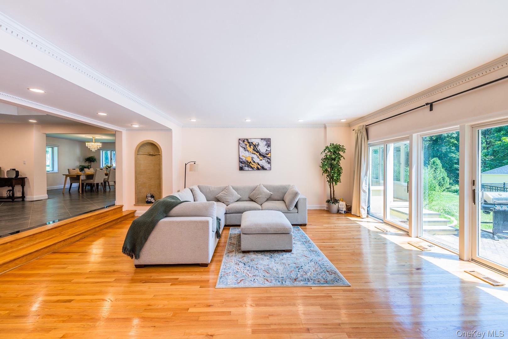 #10 photo, 530 S Centre Island Road, Centre Island , NY 11771