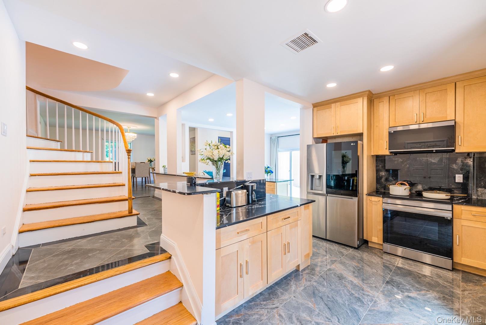 #15 photo, 530 S Centre Island Road, Centre Island , NY 11771