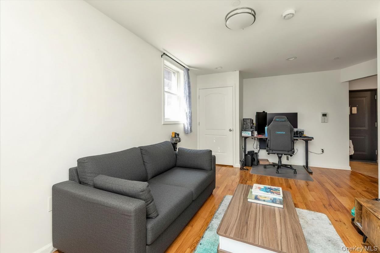 #8 photo, 40-38 194th Street, কুইন্‌স Bayside , NY 11358