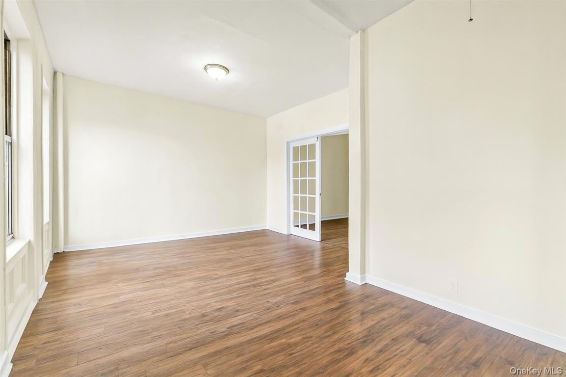 #16 photo, 1993 Amsterdam Avenue, New York (Manhattan) , NY 10032