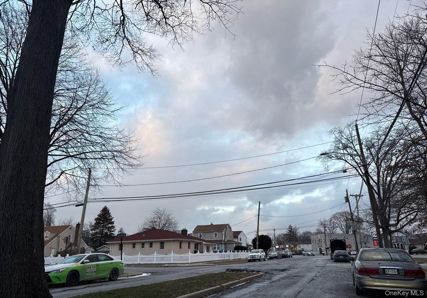 #4 photo, 30 Pierson Avenue, Hempstead , NY 11550