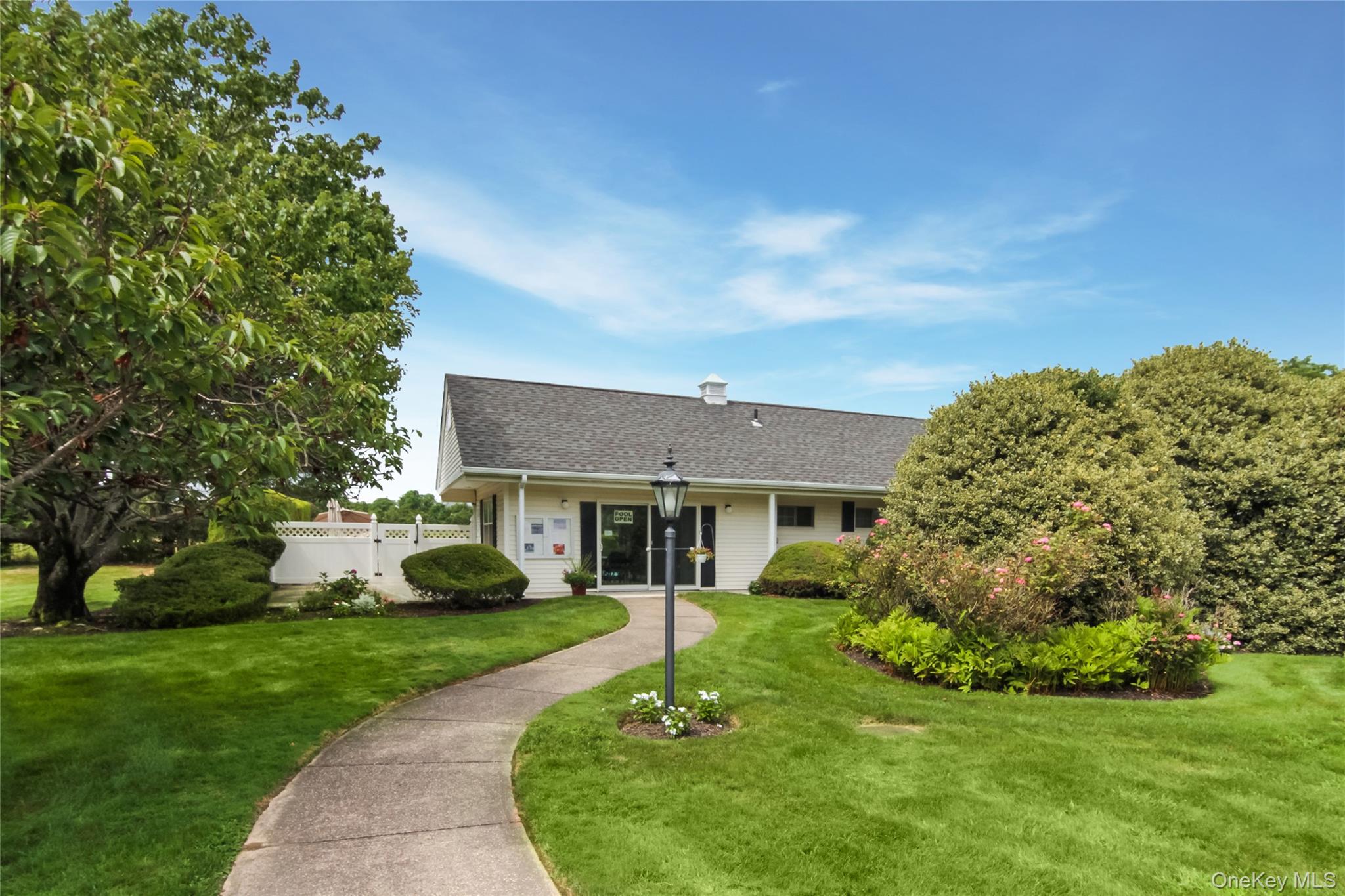 #10 photo, 2555 Youngs Avenue, Southold , NY 11971
