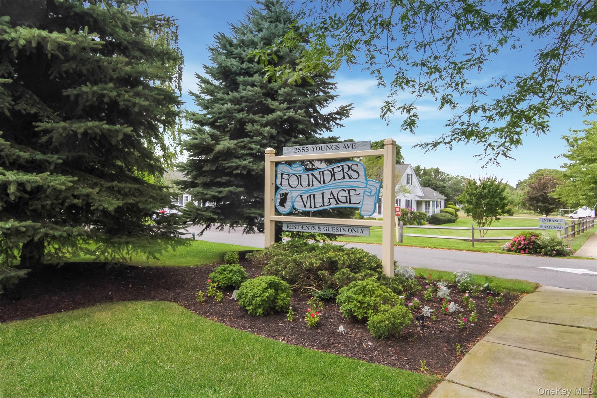 #11 photo, 2555 Youngs Avenue, Southold , NY 11971