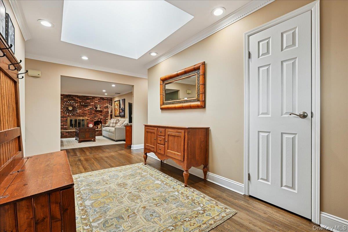 #3 photo, 21 Colgate Lane, Woodbury , NY 11797