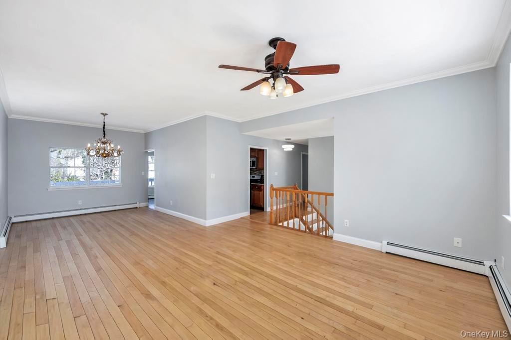 #6 photo, 1 Vinyard Way, Coram , NY 11727