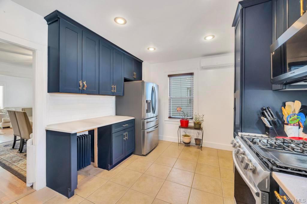 #4 photo, 11454 121st Street, South Ozone Park , NY 11420