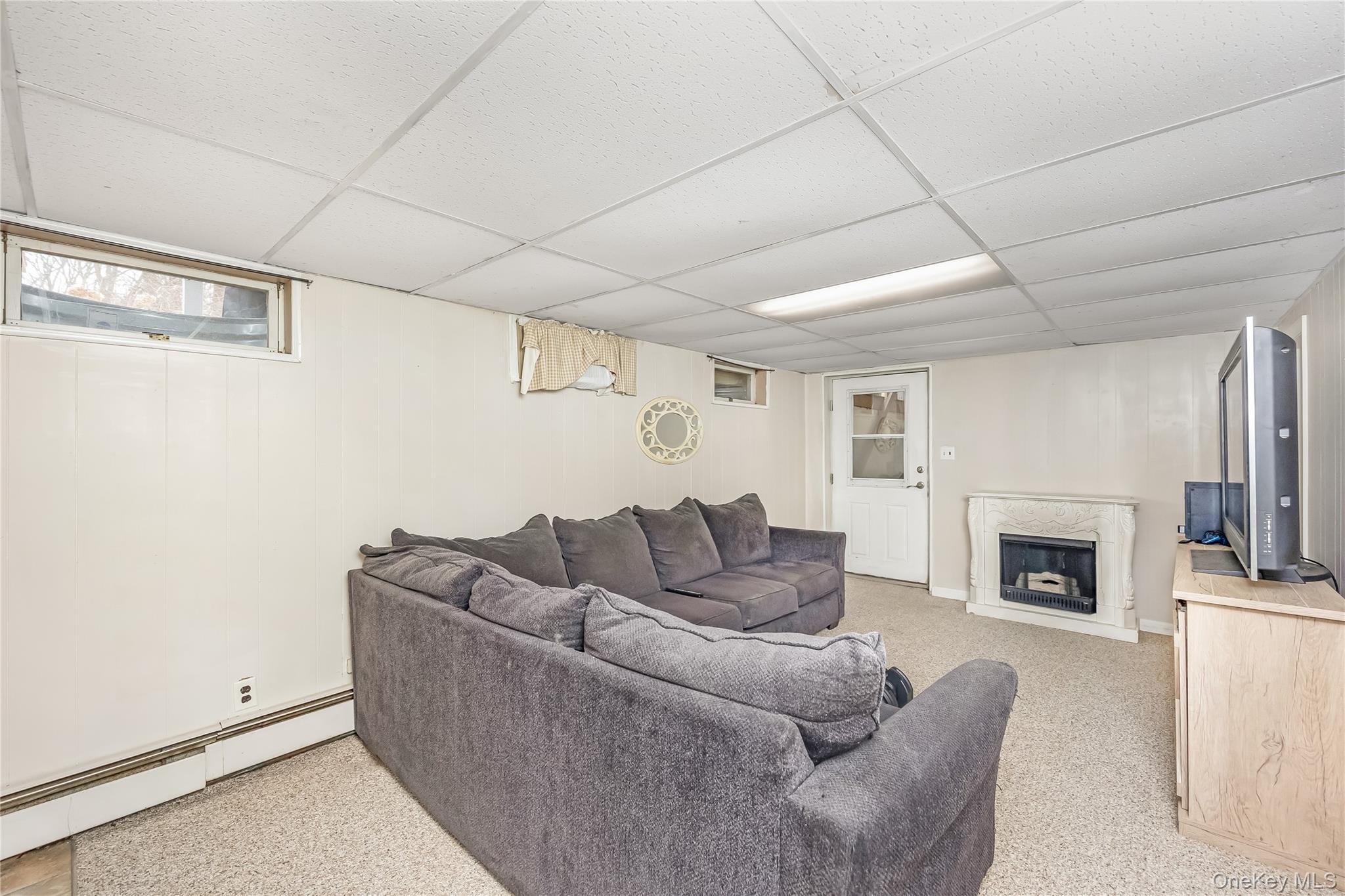 #18 photo, 360 Renee Drive, Bayport , NY 11705