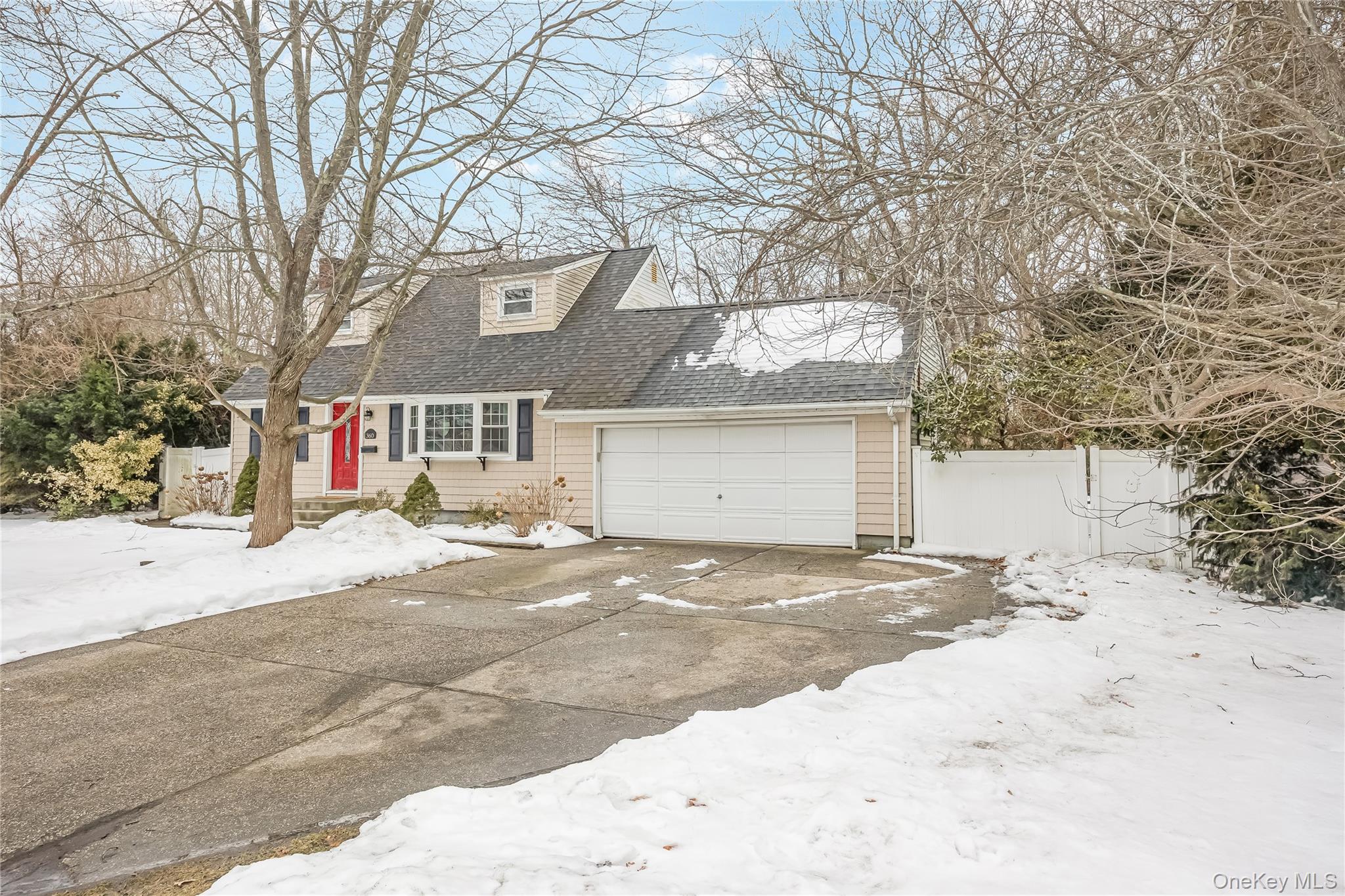 #4 photo, 360 Renee Drive, Bayport , NY 11705