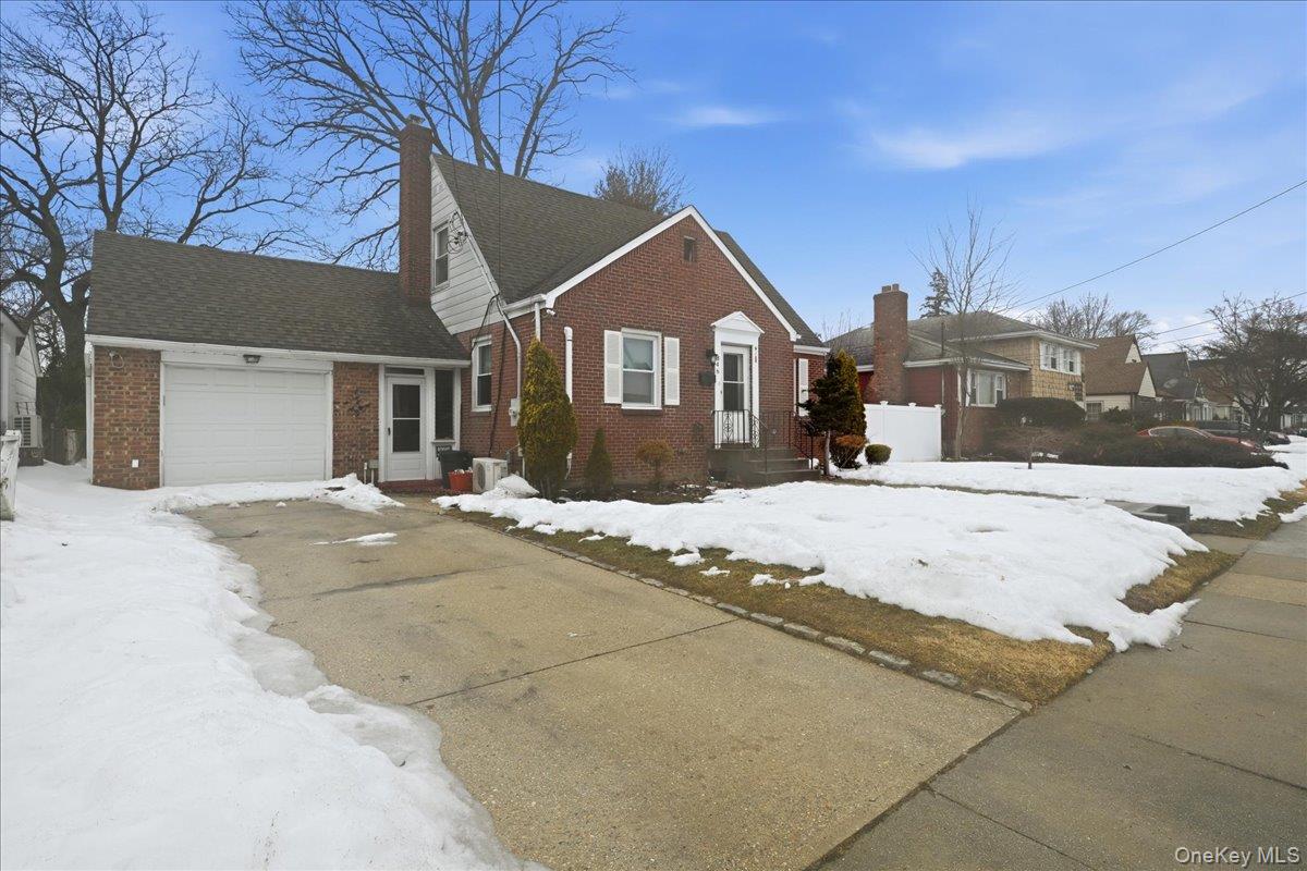 #2 photo, 846 Harrison Street, Нассау ‖ West Hempstead , NY 11552