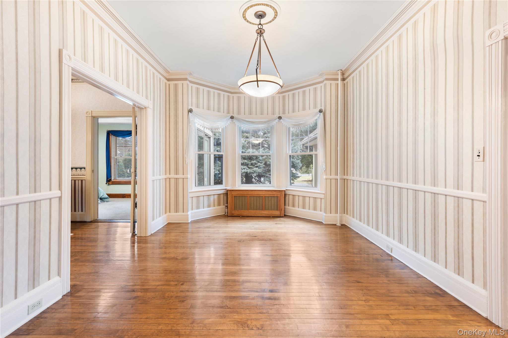 #11 photo, 52 Marvin Lane, מחוז סאפוק Islip , NY 11751