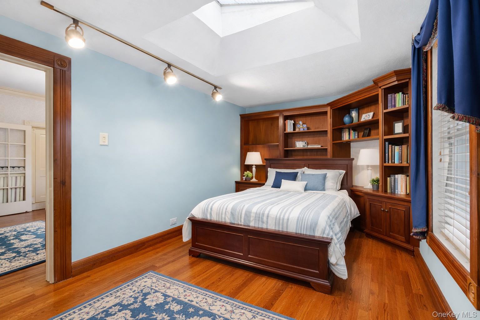 #13 photo, 52 Marvin Lane, מחוז סאפוק Islip , NY 11751