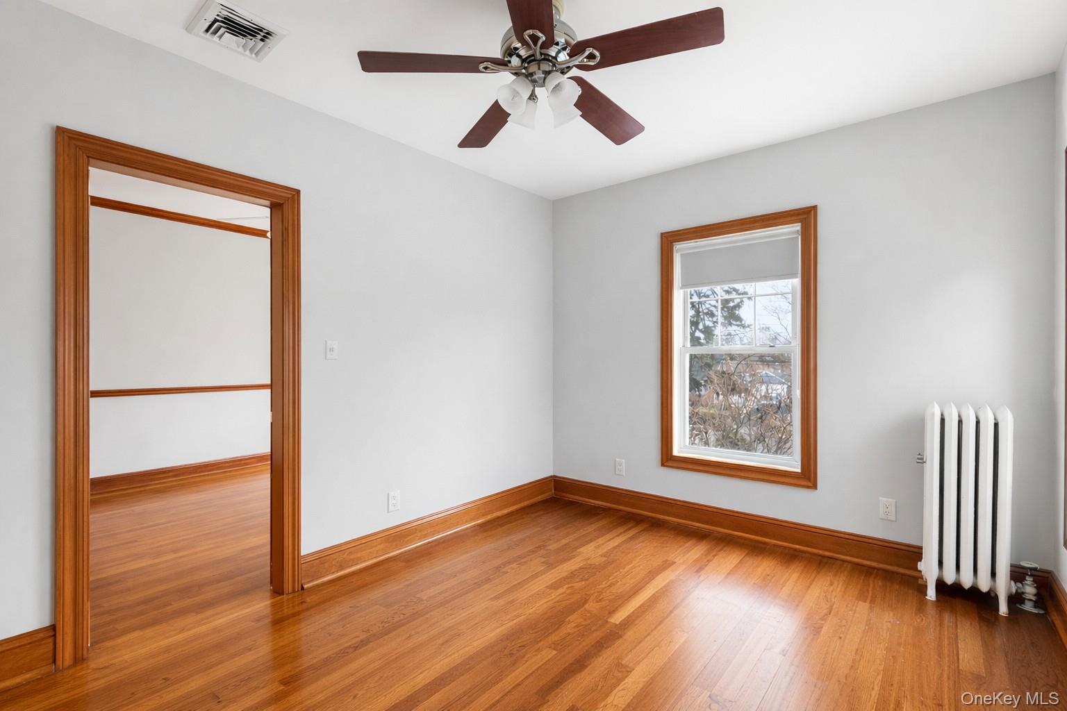 #15 photo, 52 Marvin Lane, מחוז סאפוק Islip , NY 11751