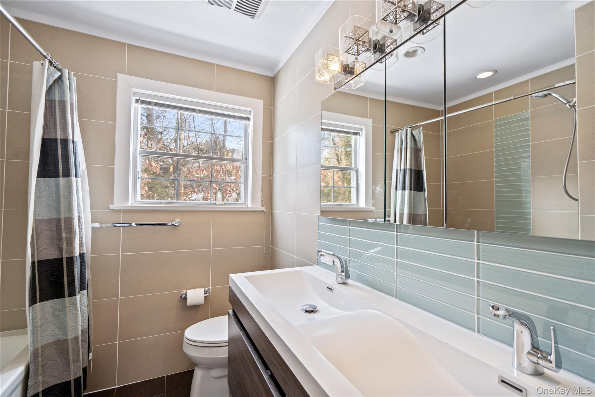 #14 photo, 34 Wooleys Lane, ناسو Great Neck , NY 11023