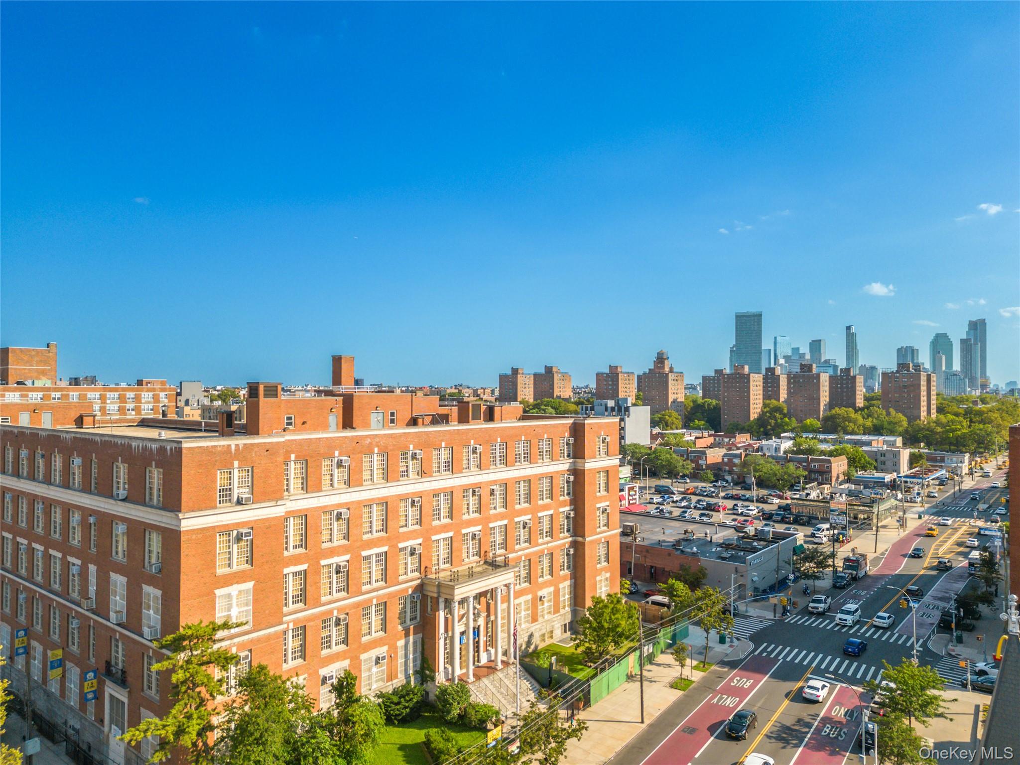 #13 photo, 31-16 21st Street, 뉴욕퀸즈 Astoria , NY 11106