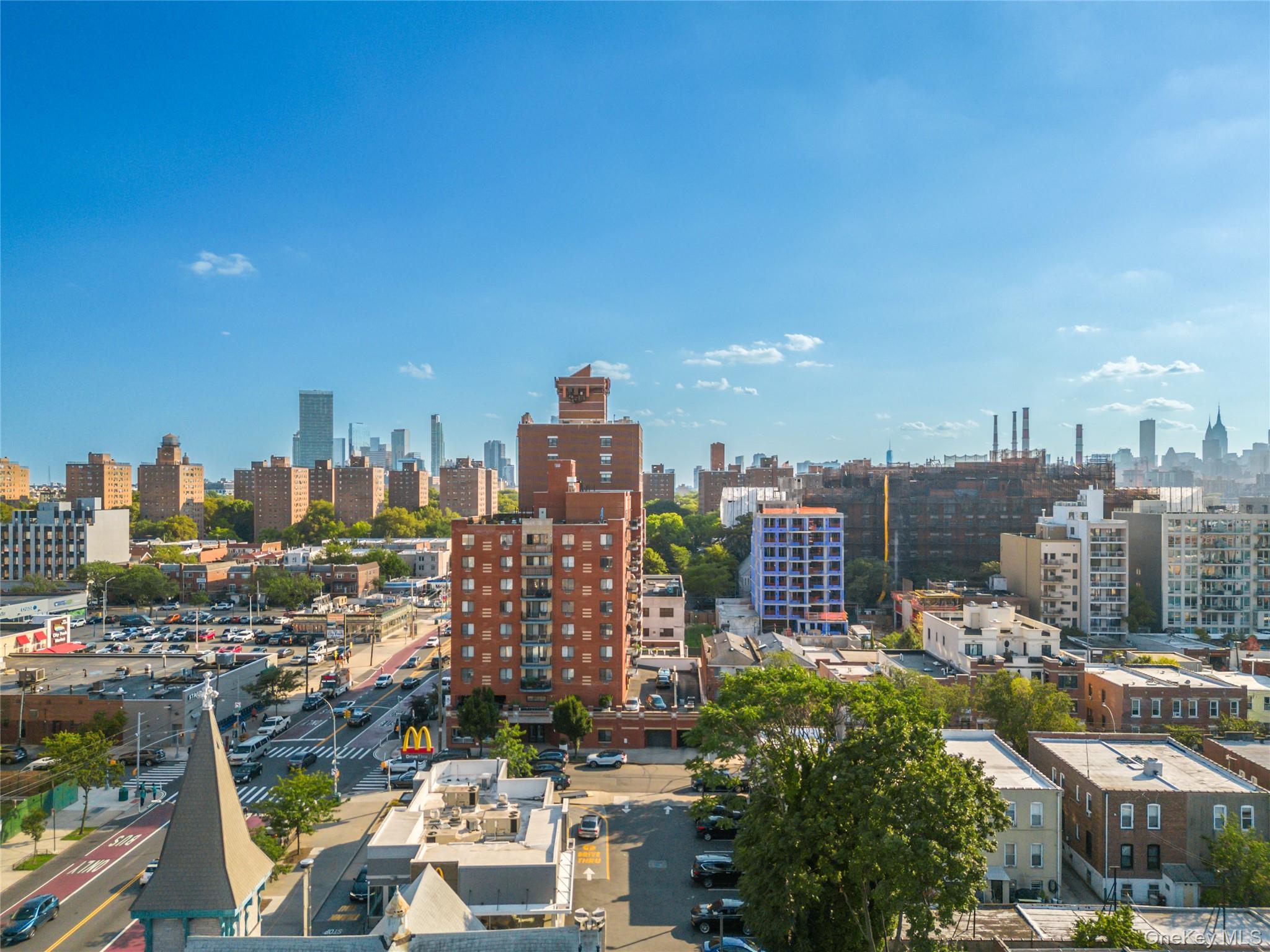 #14 photo, 31-16 21st Street, 뉴욕퀸즈 Astoria , NY 11106