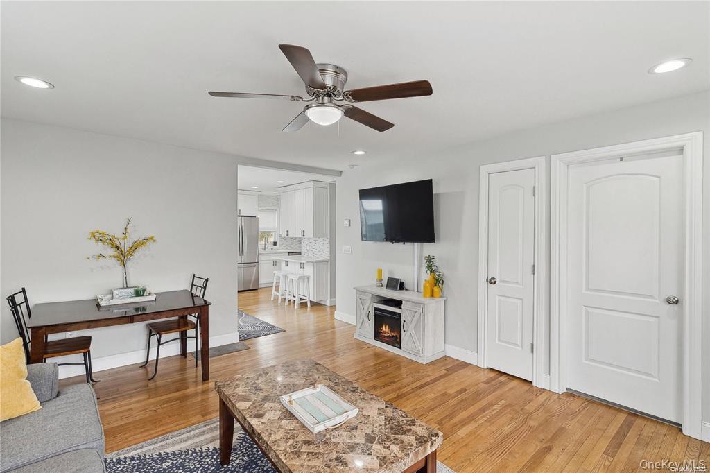 #12 photo, 72 Conklin Avenue, 东长岛 Patchogue , NY 11772