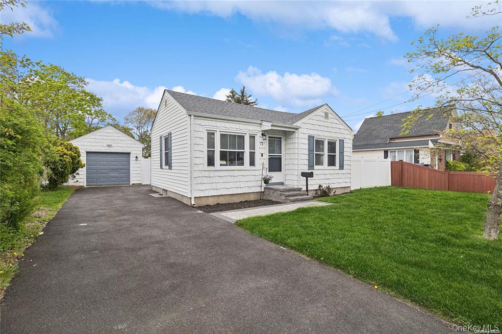 #2 photo, 72 Conklin Avenue, 东长岛 Patchogue , NY 11772