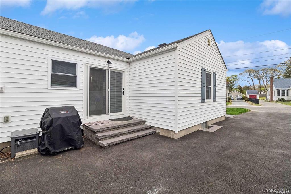 #3 photo, 72 Conklin Avenue, 东长岛 Patchogue , NY 11772