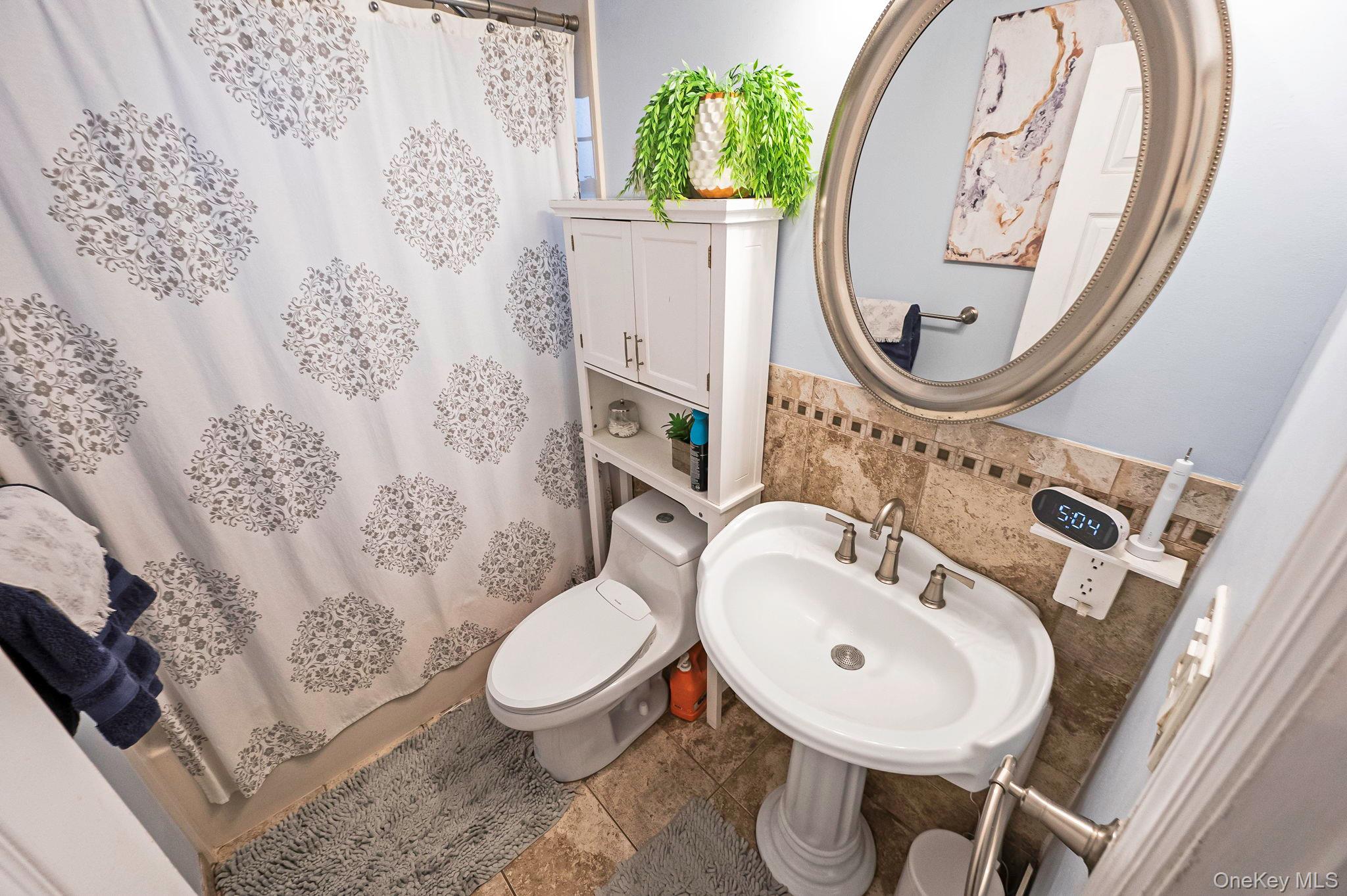 #14 photo, 523 E Fulton Street, Long Beach , NY 11561