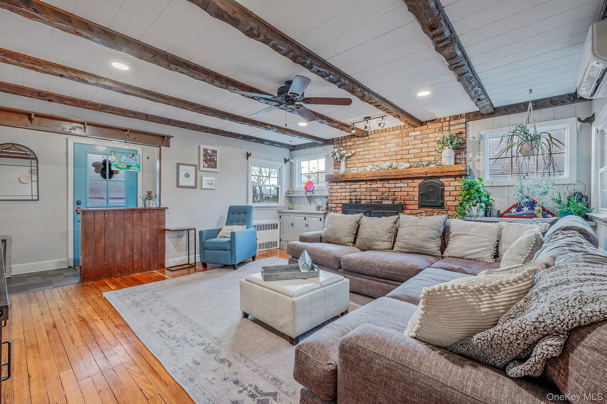 #7 photo, 523 E Fulton Street, Long Beach , NY 11561