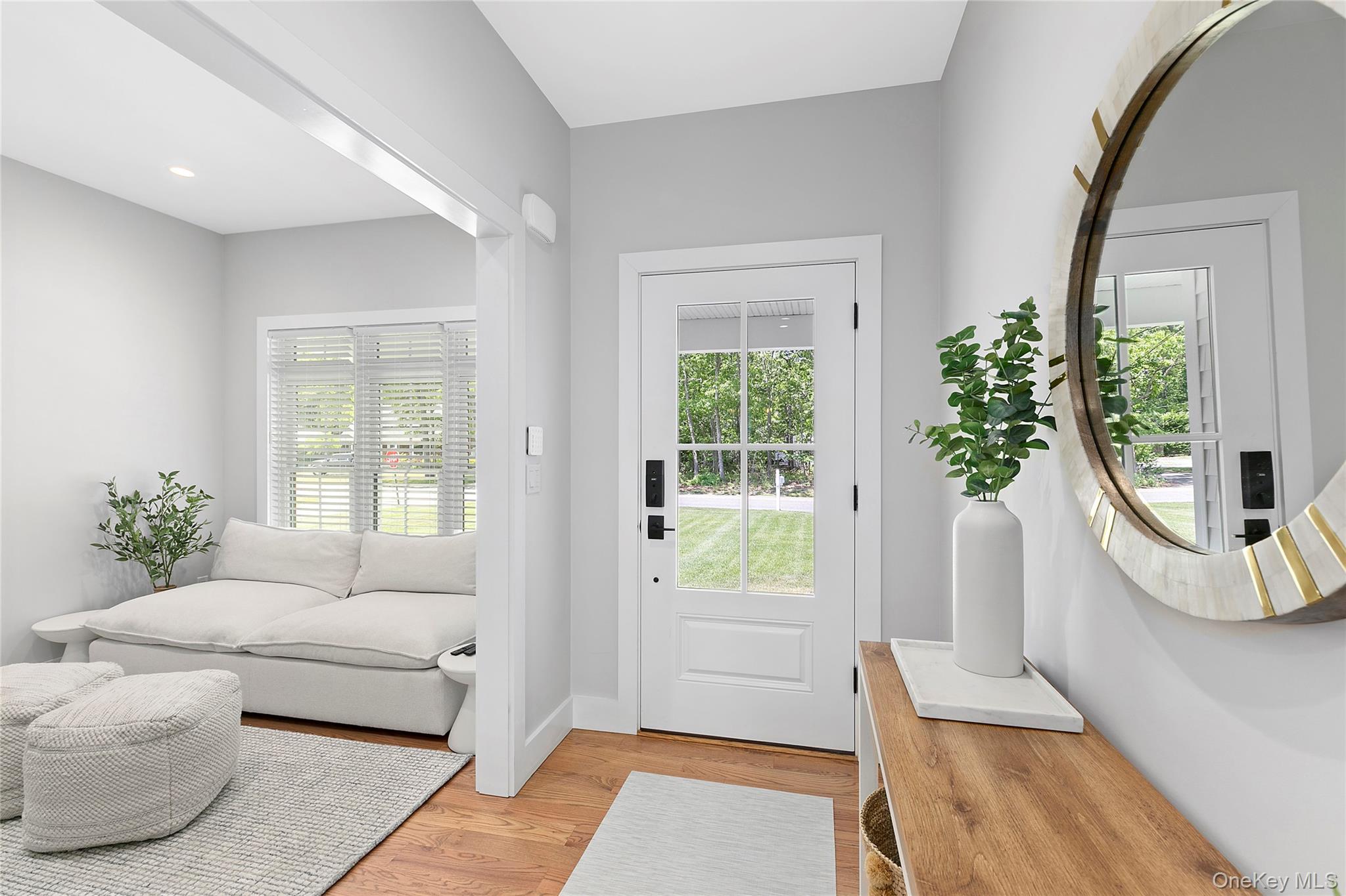 #2 photo, 55 Squires Avenue, সাফোক কাউন্টি East Quogue , NY 11942