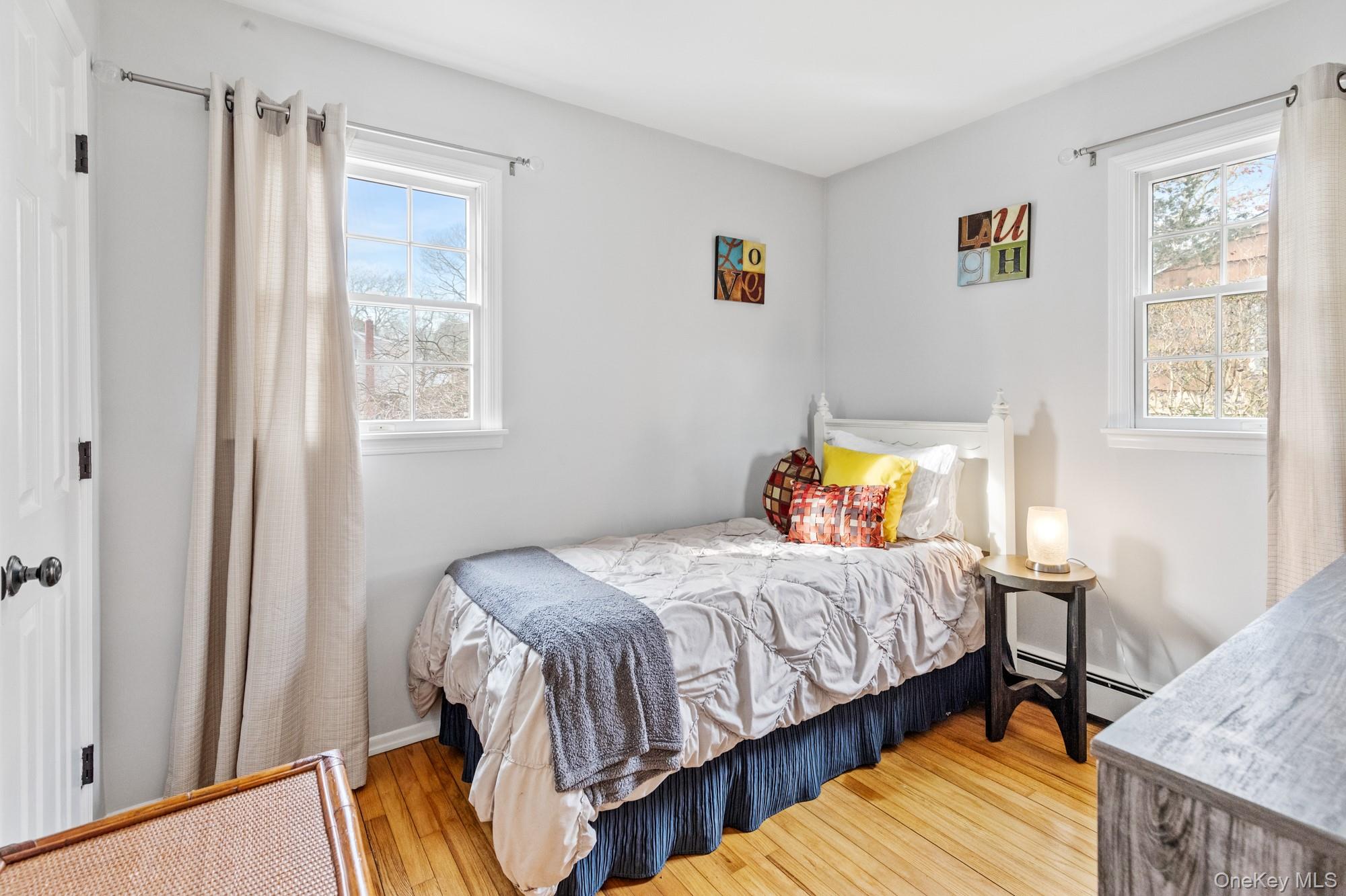 #15 photo, 79 E Tiana Road, সাফোক কাউন্টি Hampton Bays , NY 11946