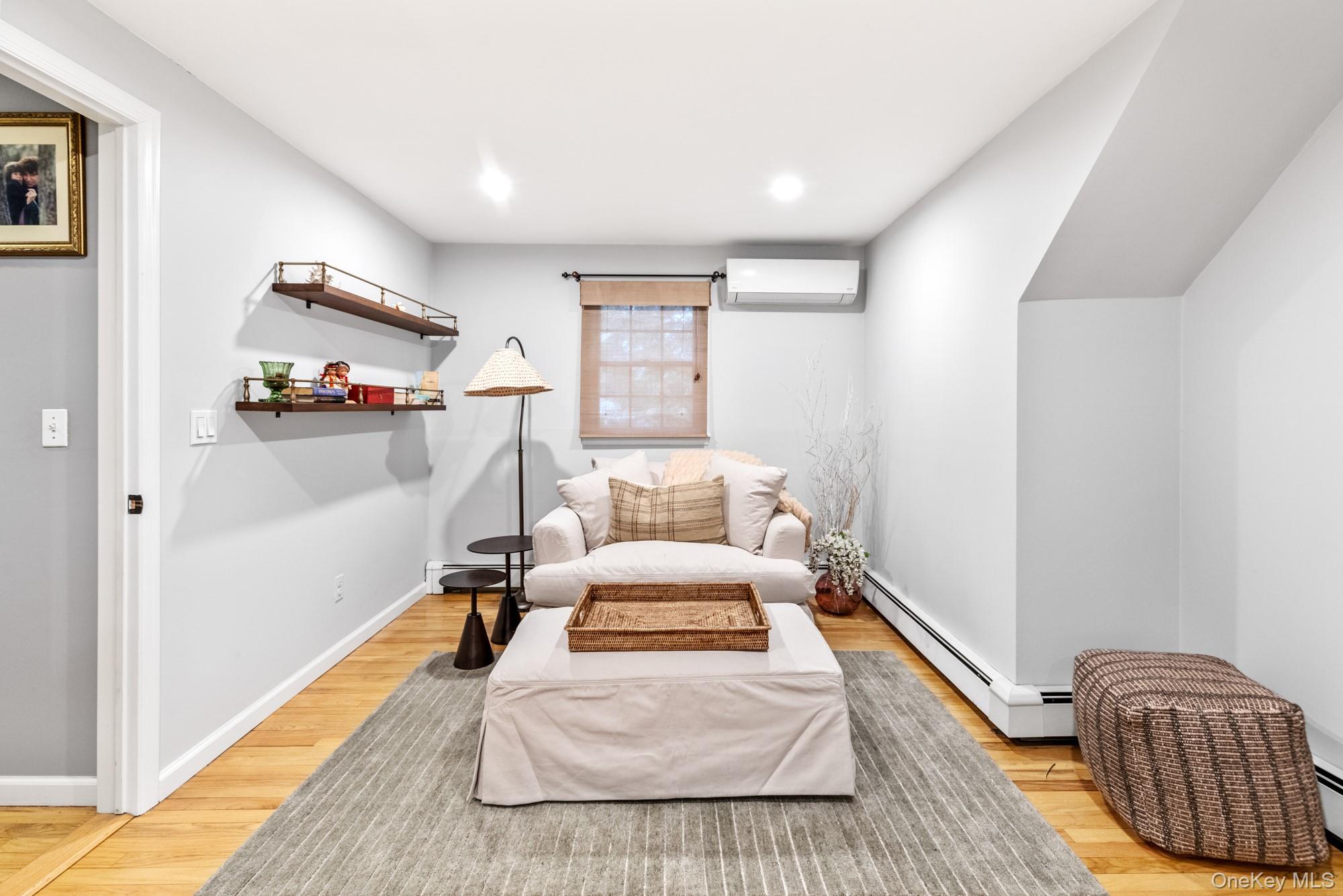 #20 photo, 79 E Tiana Road, সাফোক কাউন্টি Hampton Bays , NY 11946