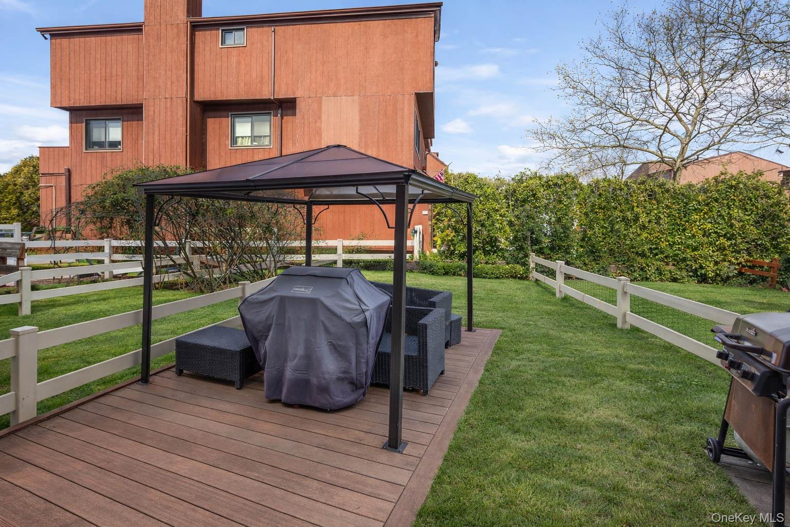 #14 photo, 929 West Fingerboard Road, Статен-Айленд ‖ Staten Island , NY 10304