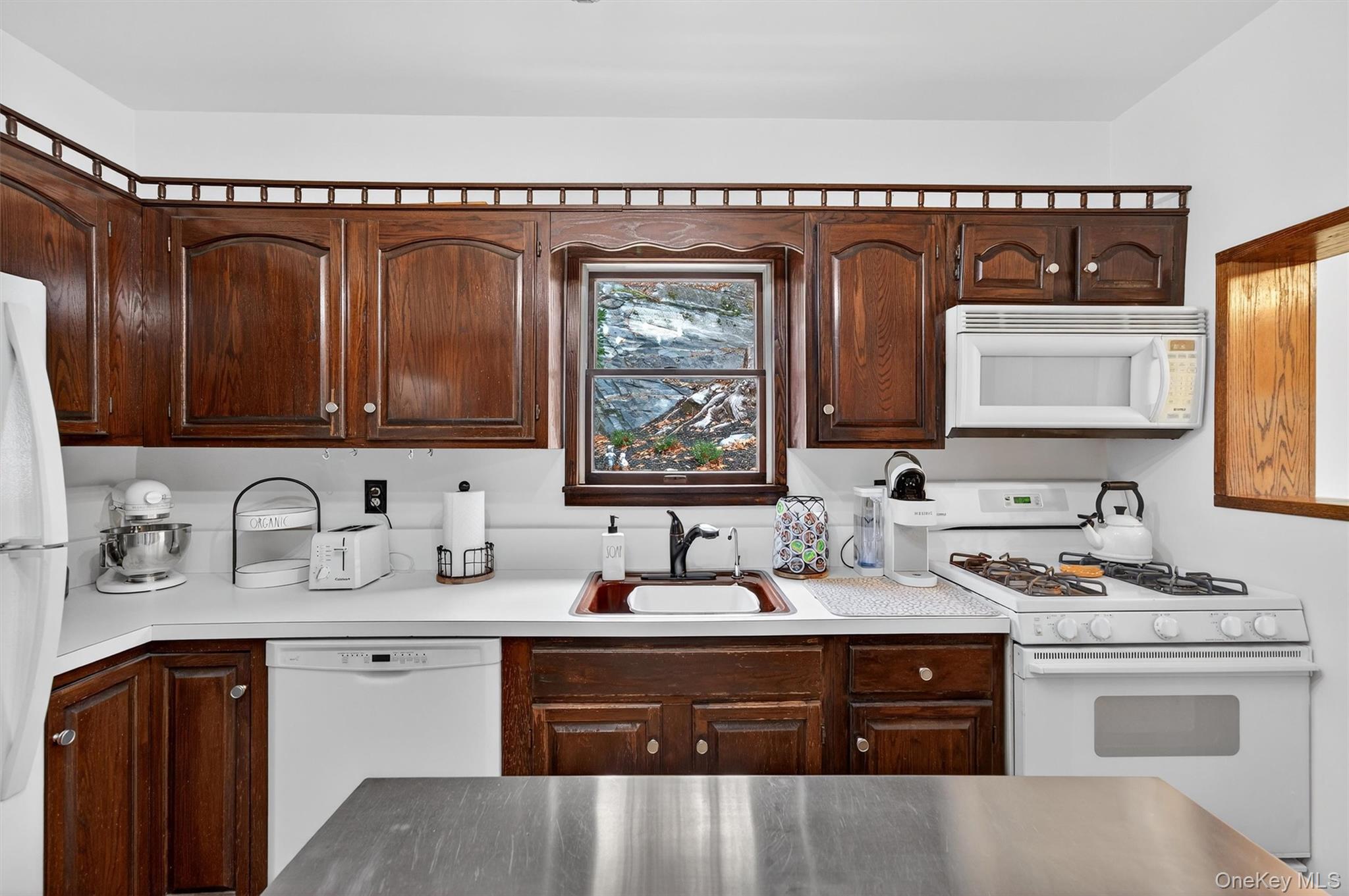 #16 photo, 23 Stone Ridge Road, Tuxedo Park , NY 10987