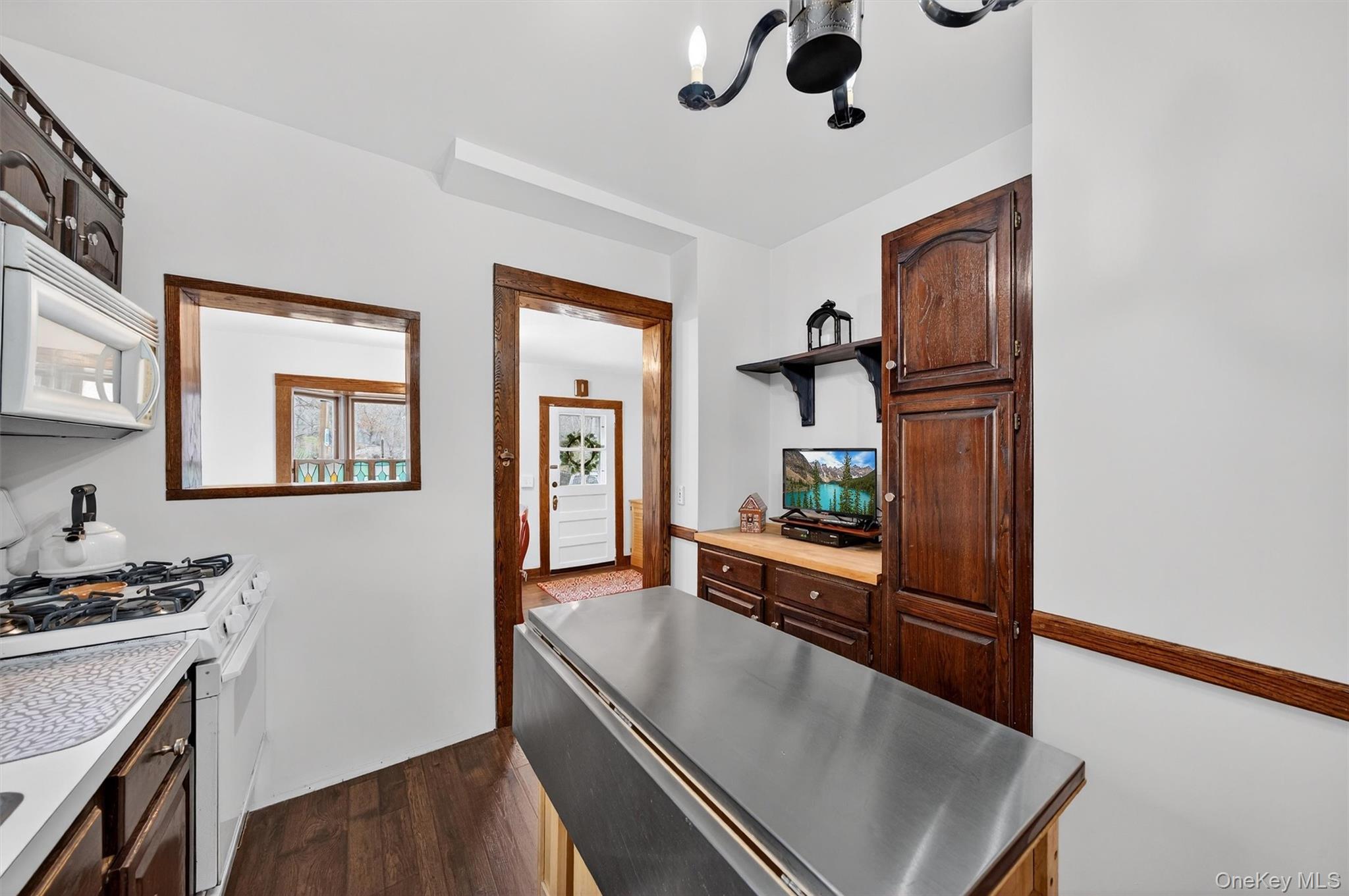 #18 photo, 23 Stone Ridge Road, Tuxedo Park , NY 10987