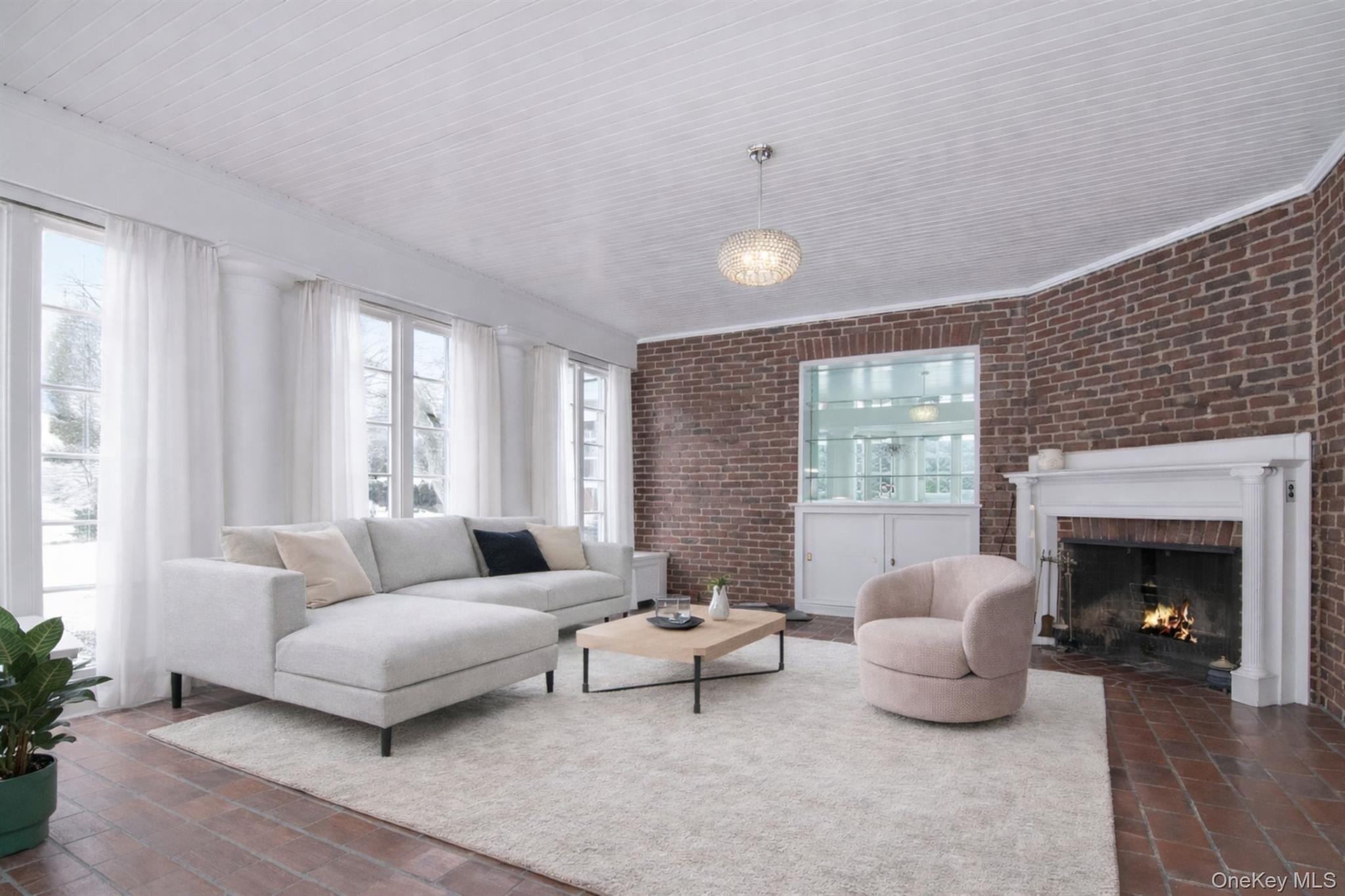 #9 photo, 4610 Boston Post Road, Pelham , NY 10803