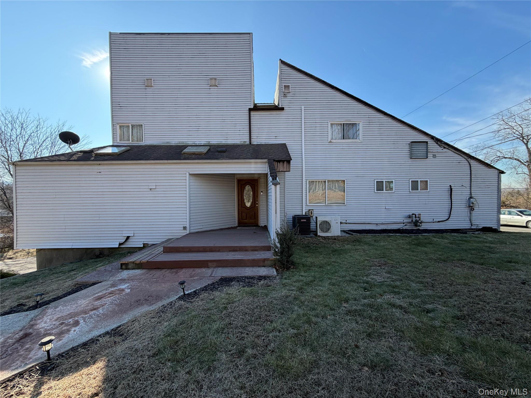 #3 photo, 274 N 303 Route, West Nyack , NY 10994