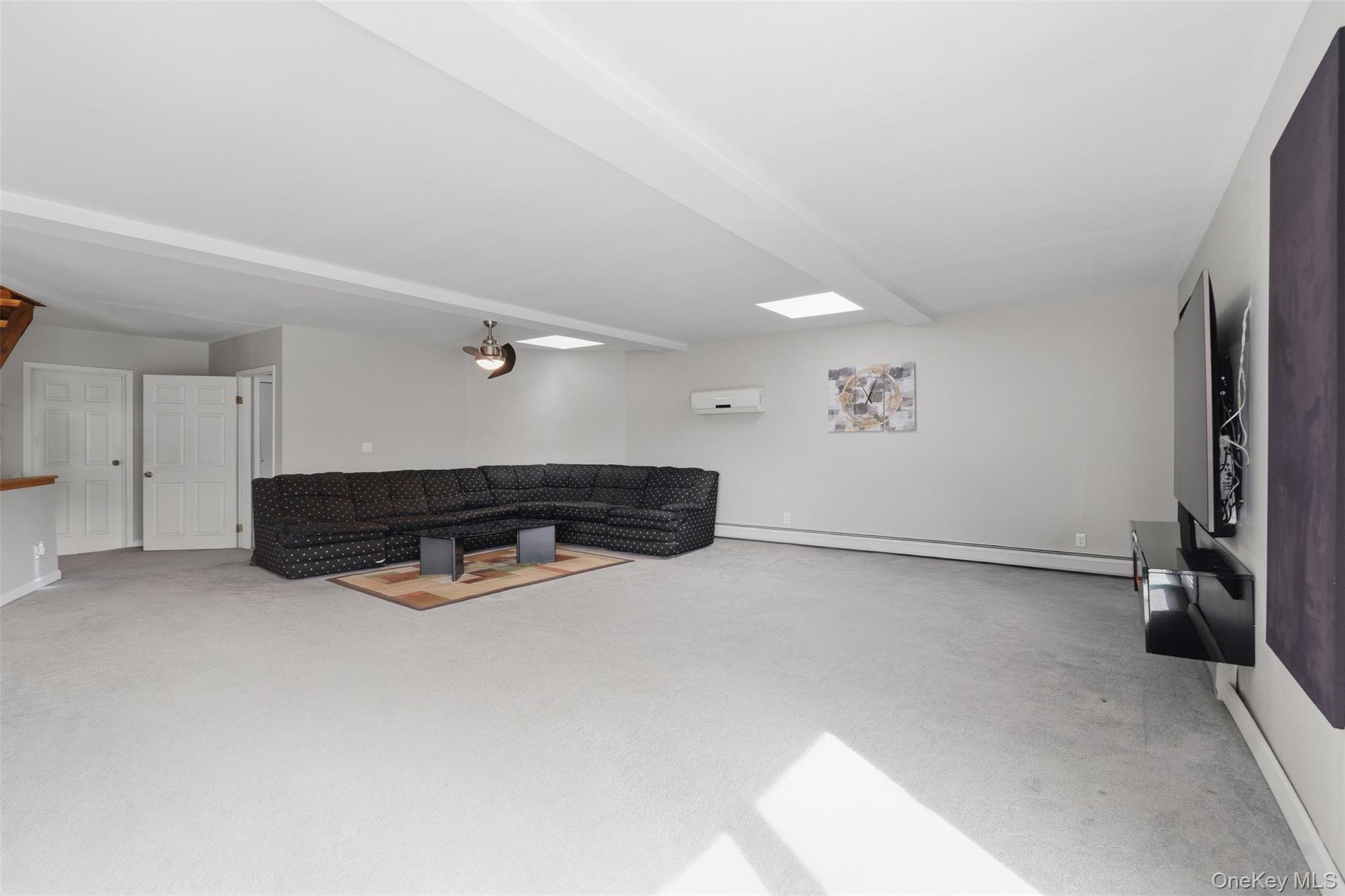 #11 photo, 2 N Strawberry Hill Lane, West Nyack , NY 10994