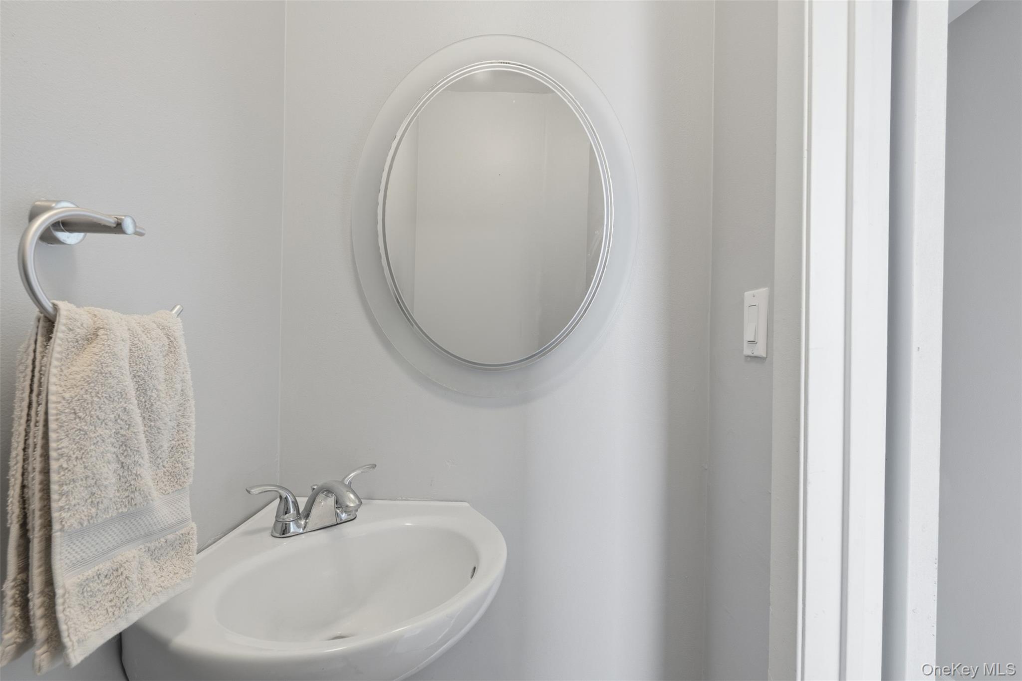 #13 photo, 2 N Strawberry Hill Lane, West Nyack , NY 10994