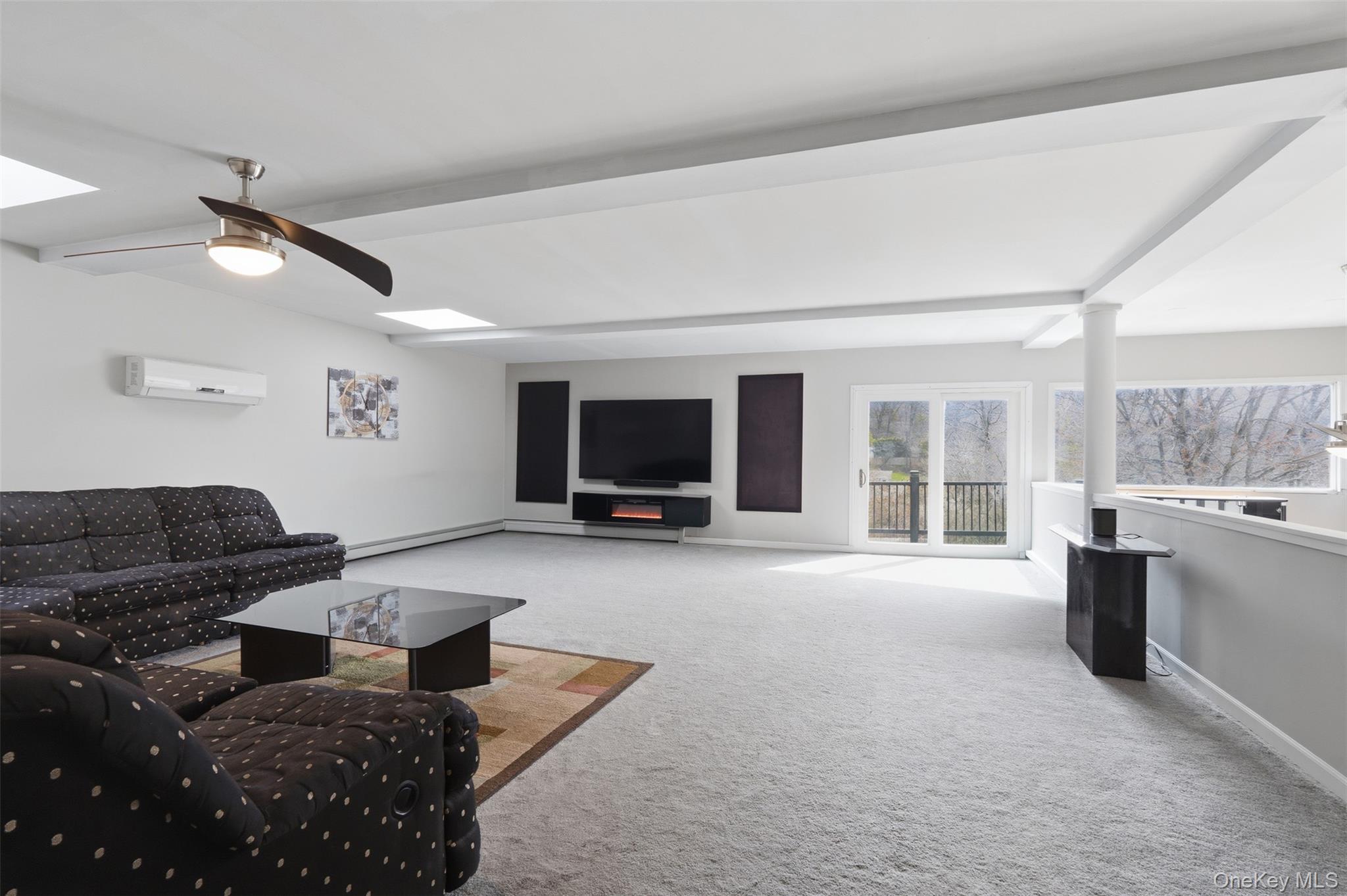 #8 photo, 2 N Strawberry Hill Lane, West Nyack , NY 10994