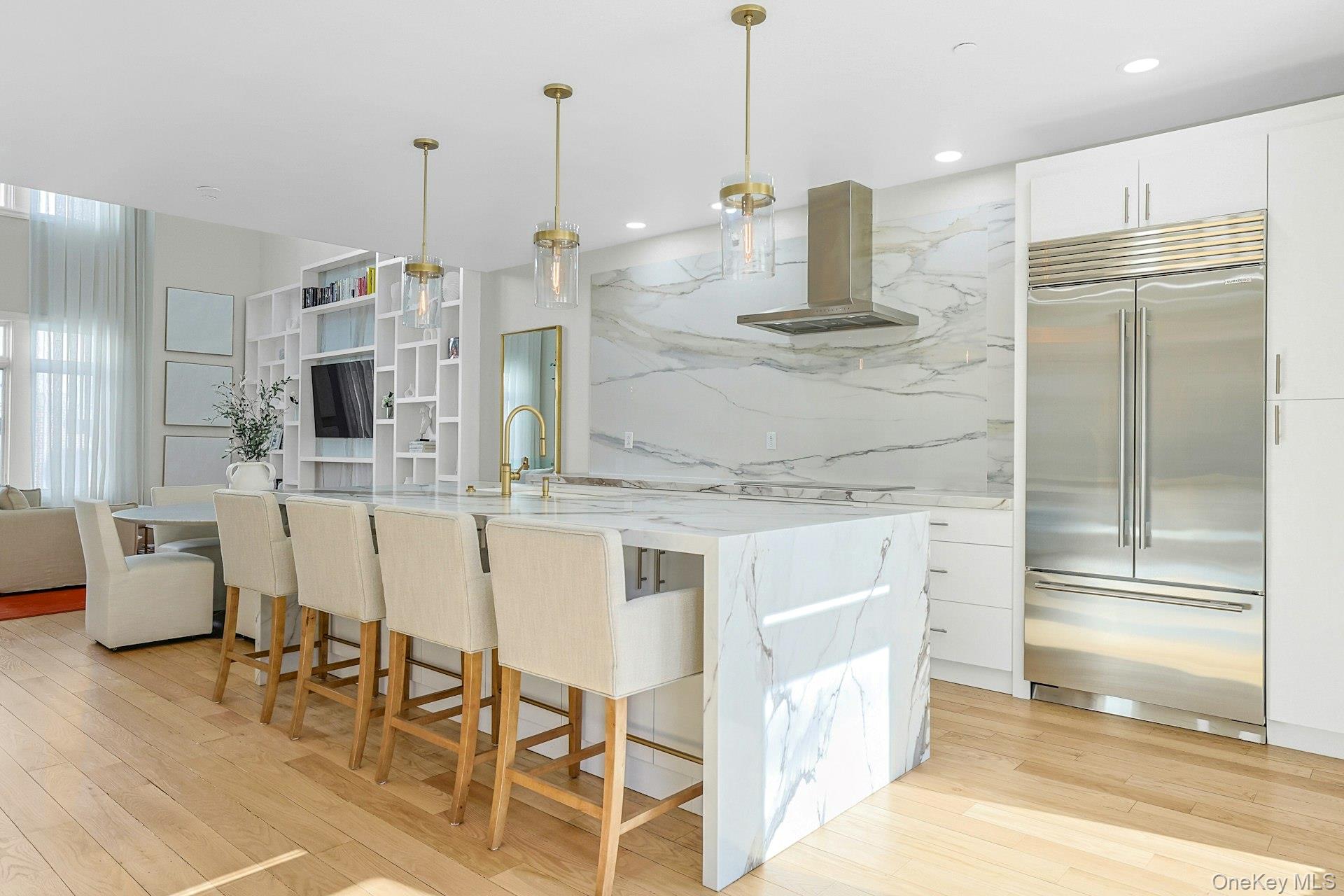 #11 photo, 56 1st Street, Pelham , NY 10803