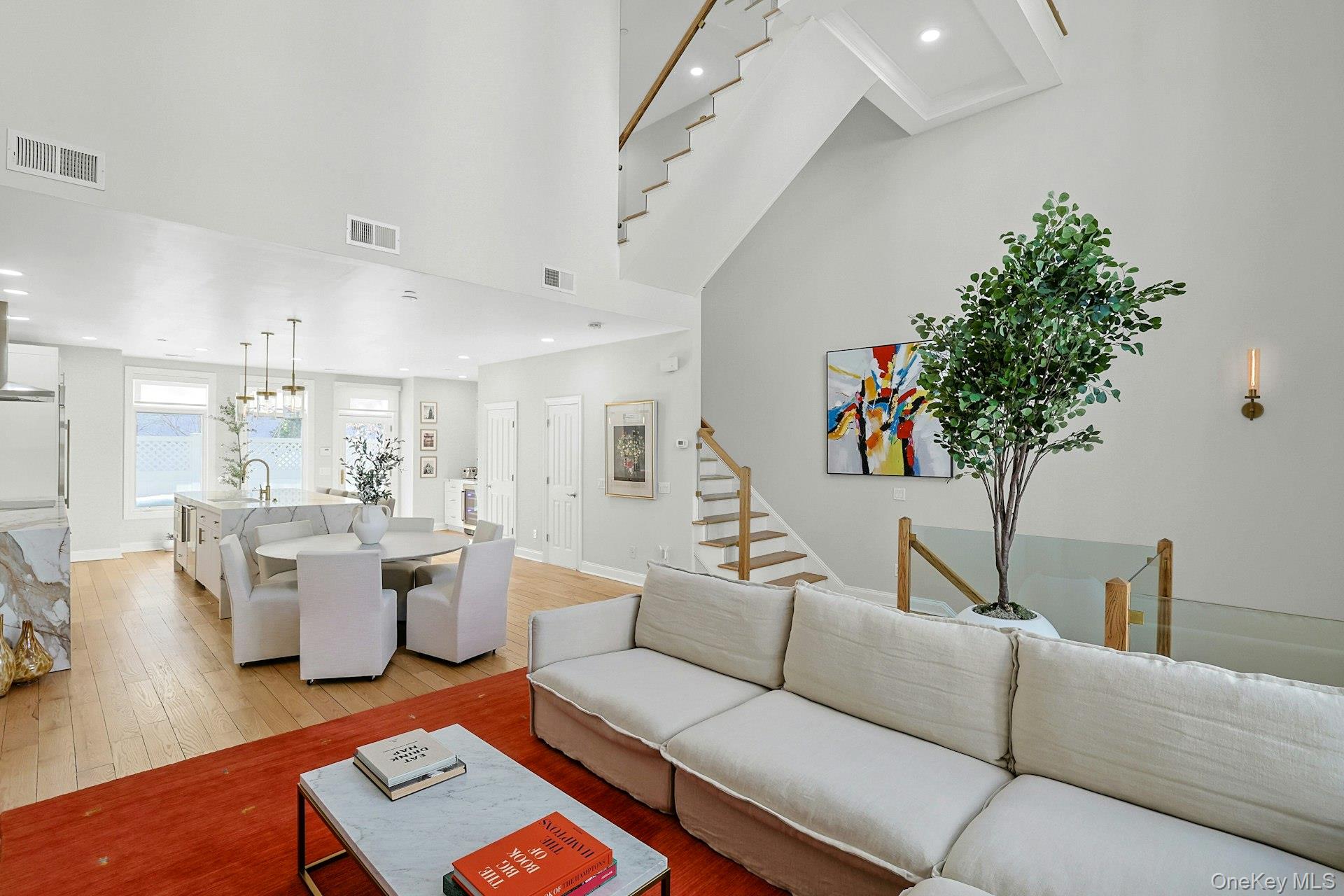 #16 photo, 56 1st Street, Pelham , NY 10803