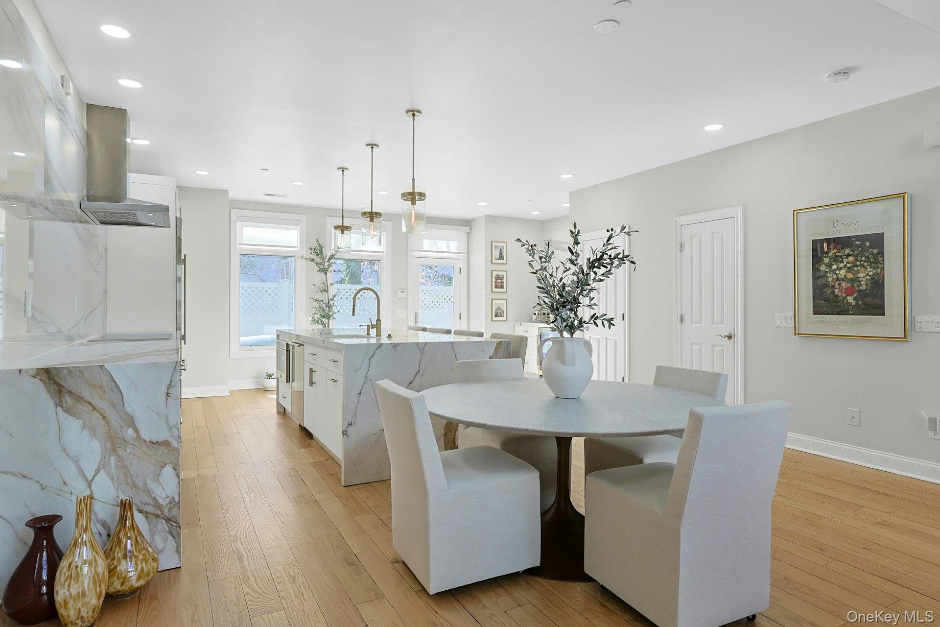 #5 photo, 56 1st Street, Pelham , NY 10803