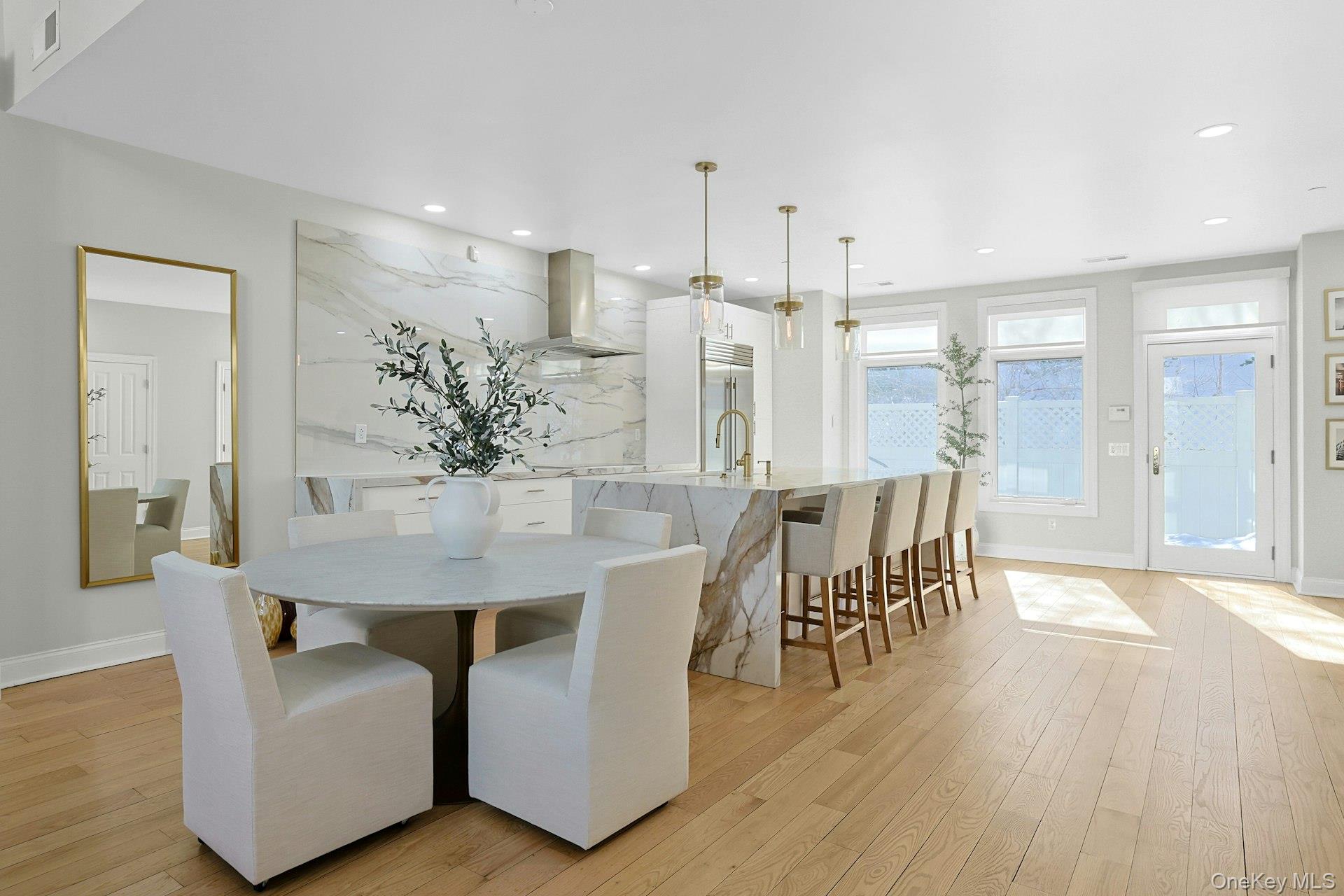 #6 photo, 56 1st Street, Pelham , NY 10803