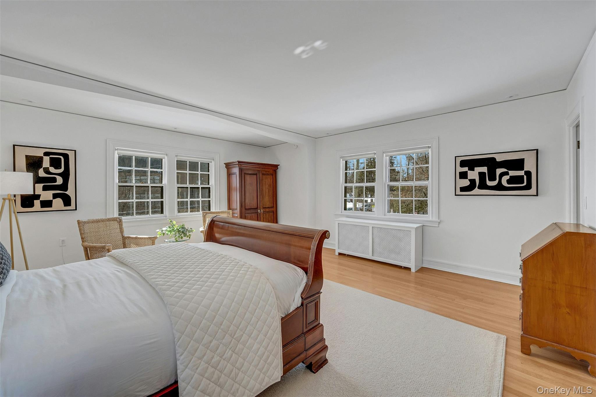 #18 photo, 986 Plymouth Street, Pelham , NY 10803