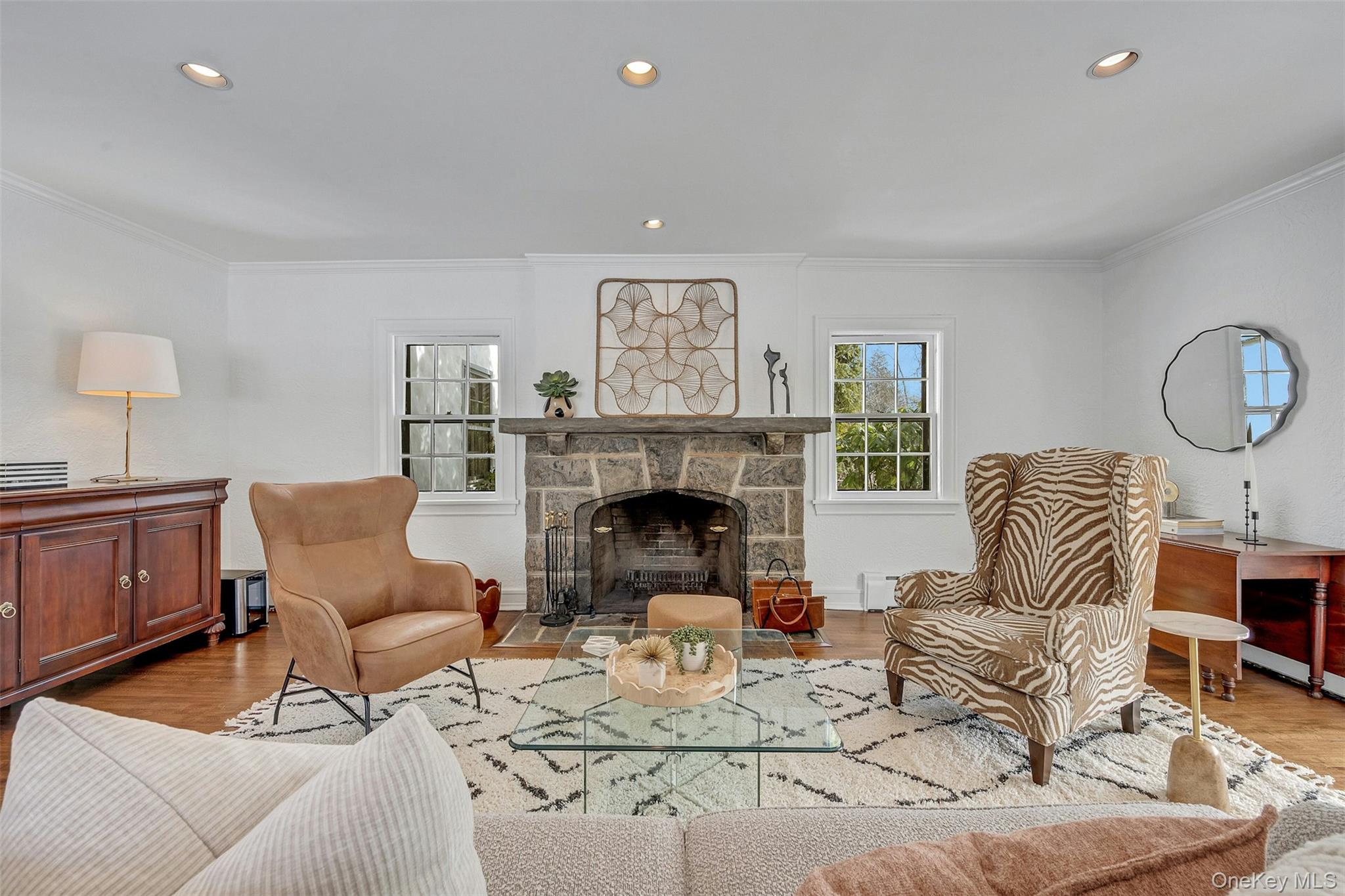 #5 photo, 986 Plymouth Street, Pelham , NY 10803