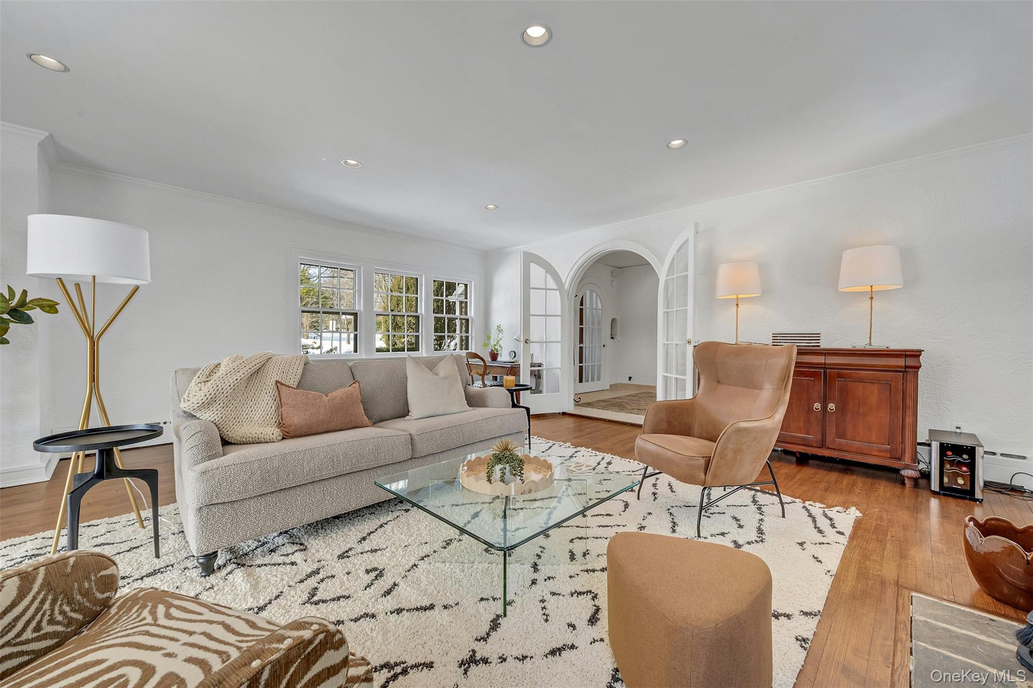 #6 photo, 986 Plymouth Street, Pelham , NY 10803