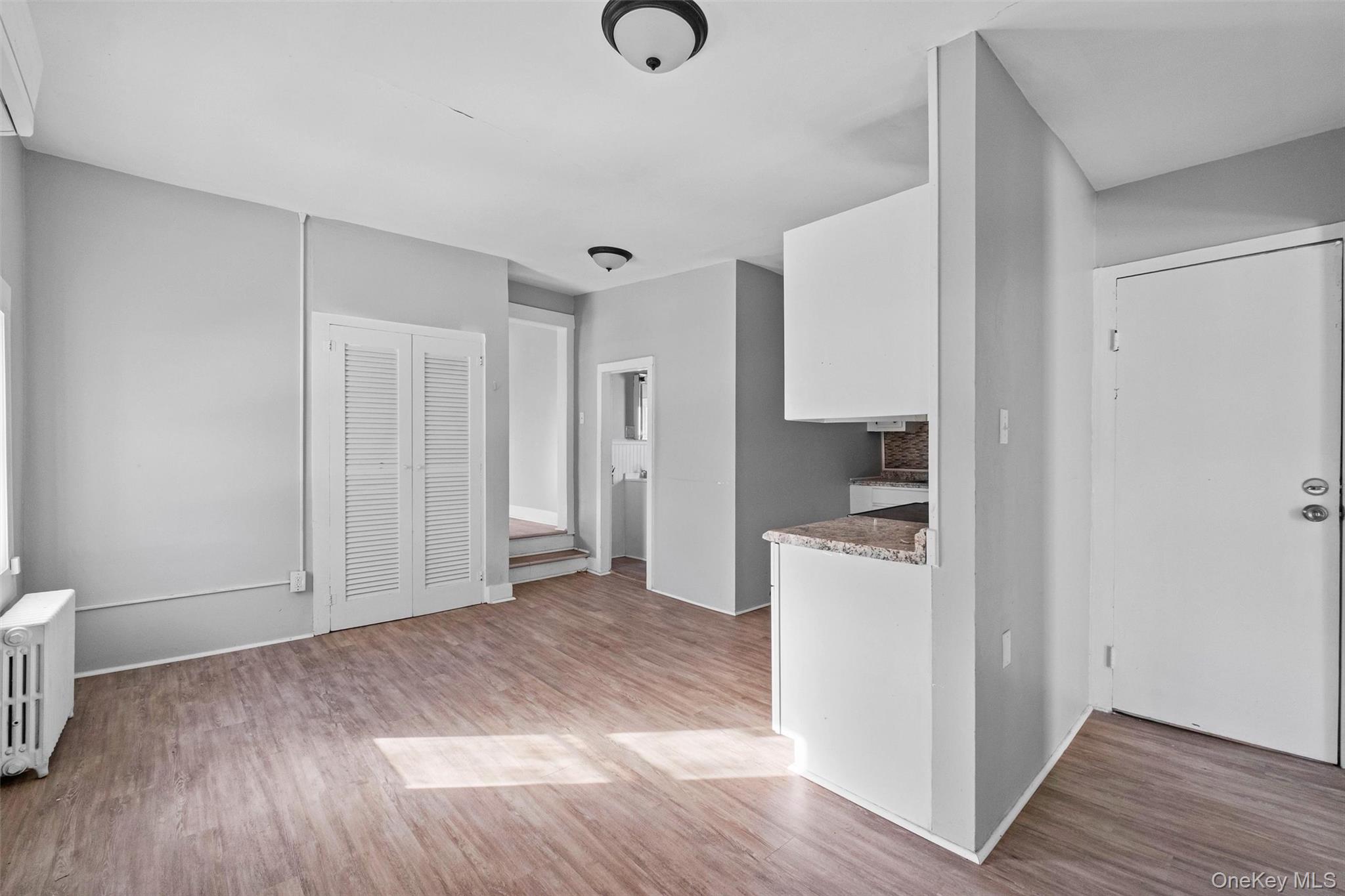 #9 photo, 19 Barclay Street, Poughkeepsie , NY 12601