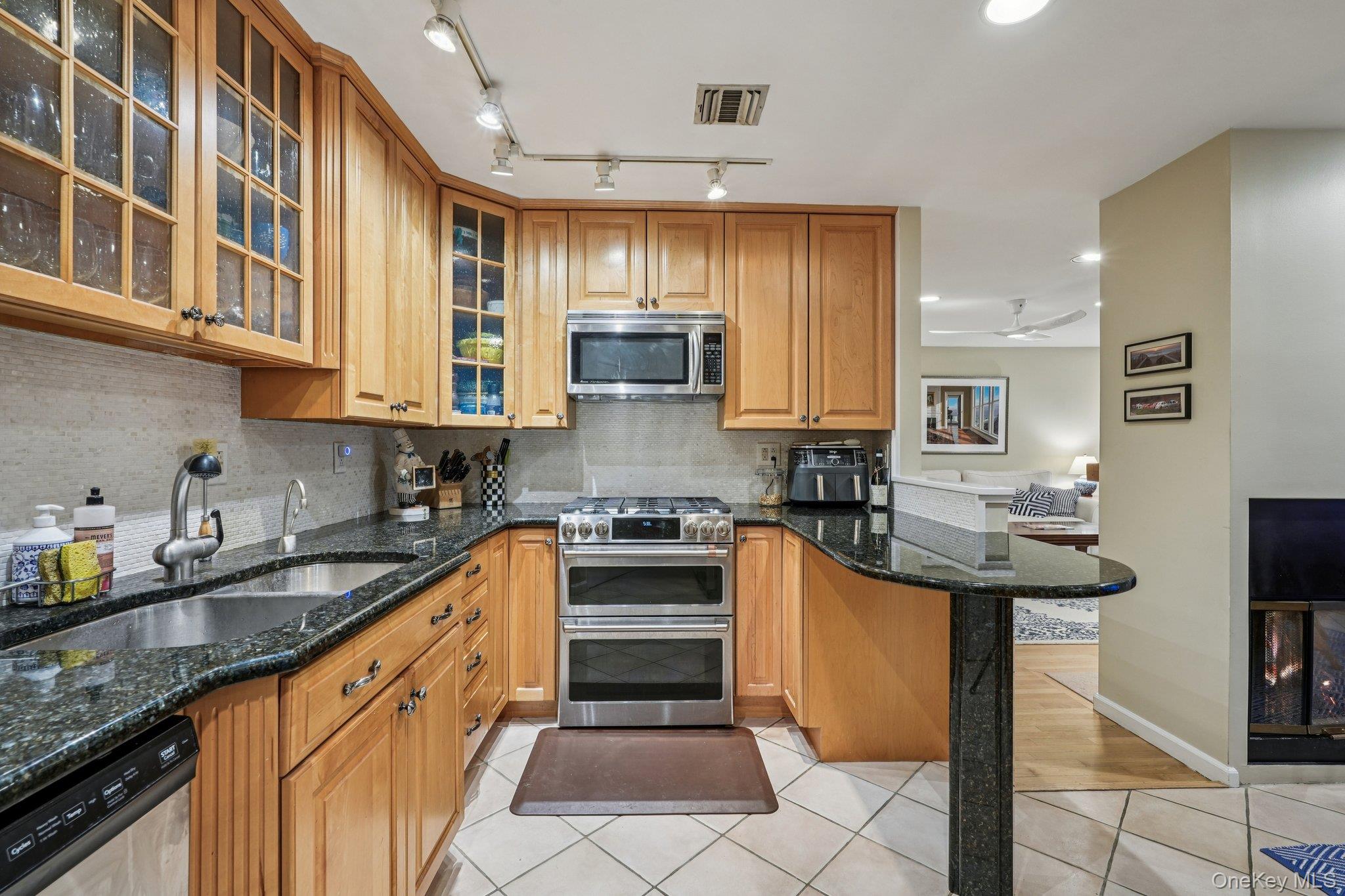 #10 photo, 2 Burd Street, 뉴욕주 Nyack , NY 10960