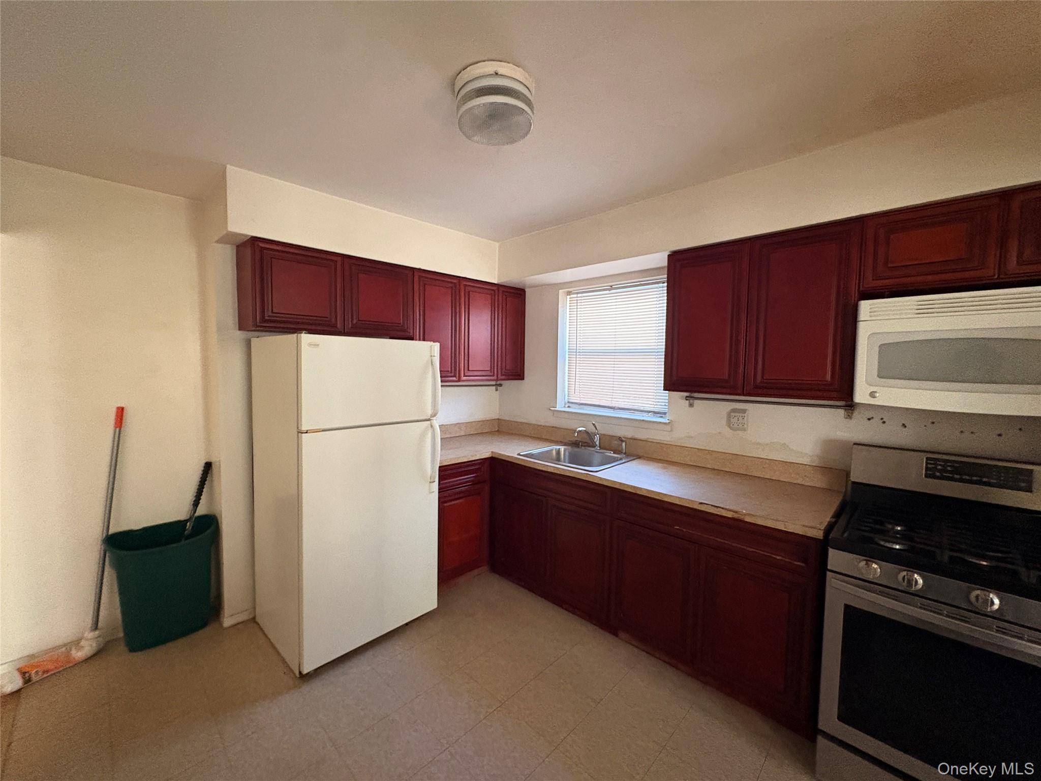#5 photo, 30-48 82nd Street, East Elmhurst , NY 11370