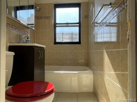 #8 photo, 99-72 66th Road, Куинс ‖ Rego Park , NY 11374