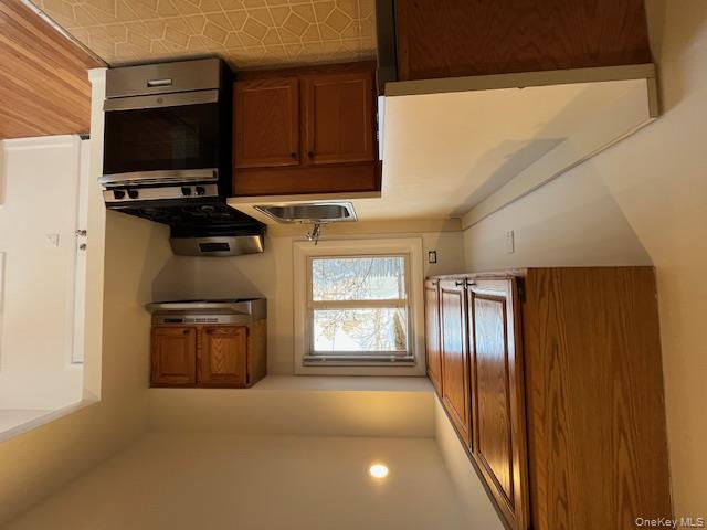 #6 photo, 5 Shadyside Avenue, Port Washington , NY 11050