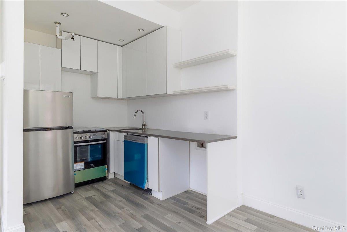 #9 photo, 200 W 139th Street, New York (Manhattan) , NY 10030