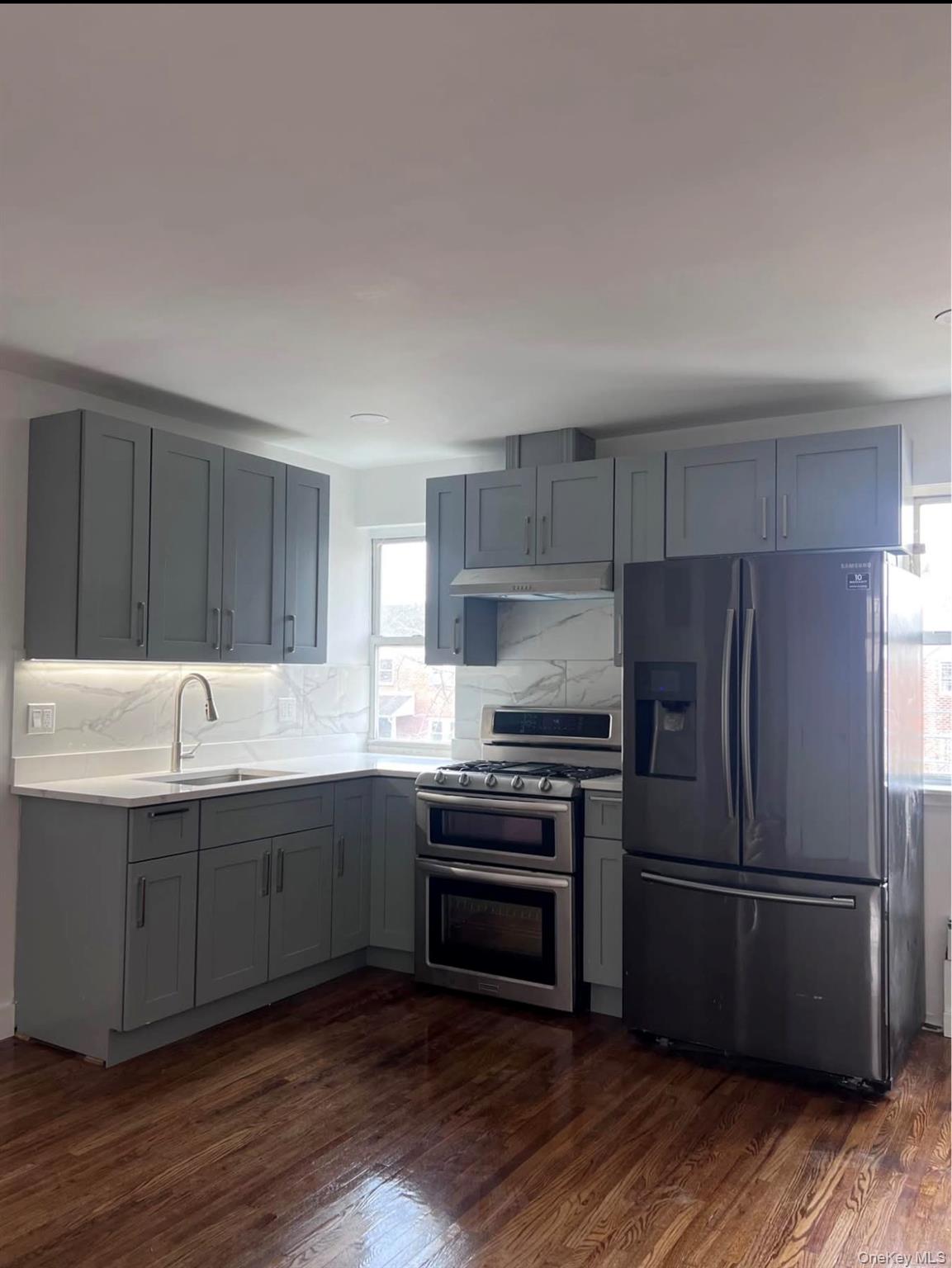 #2 photo, Elmhurst, Elmhurst , NY 11369